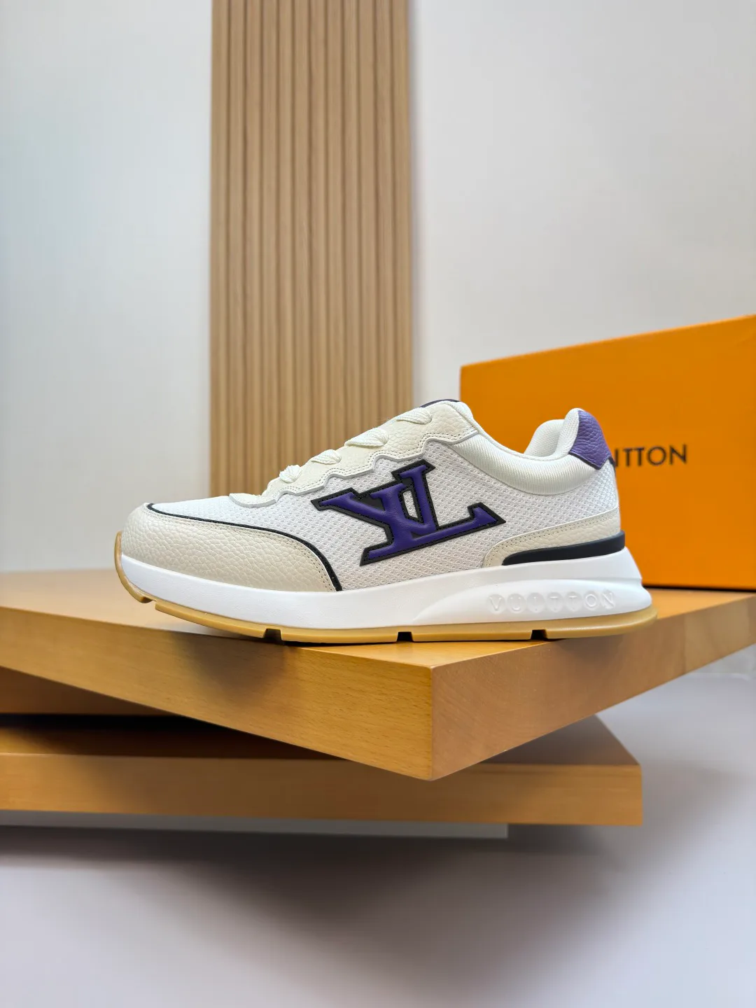 Кроссовки Женские Louis Vuitton 2652661