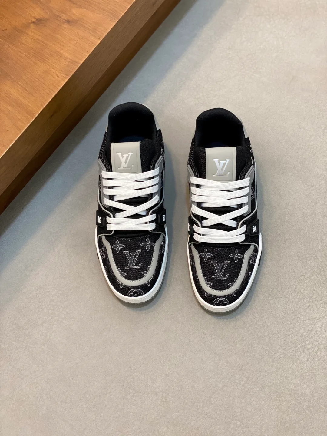 Кроссовки Мужские Louis Vuitton 149168