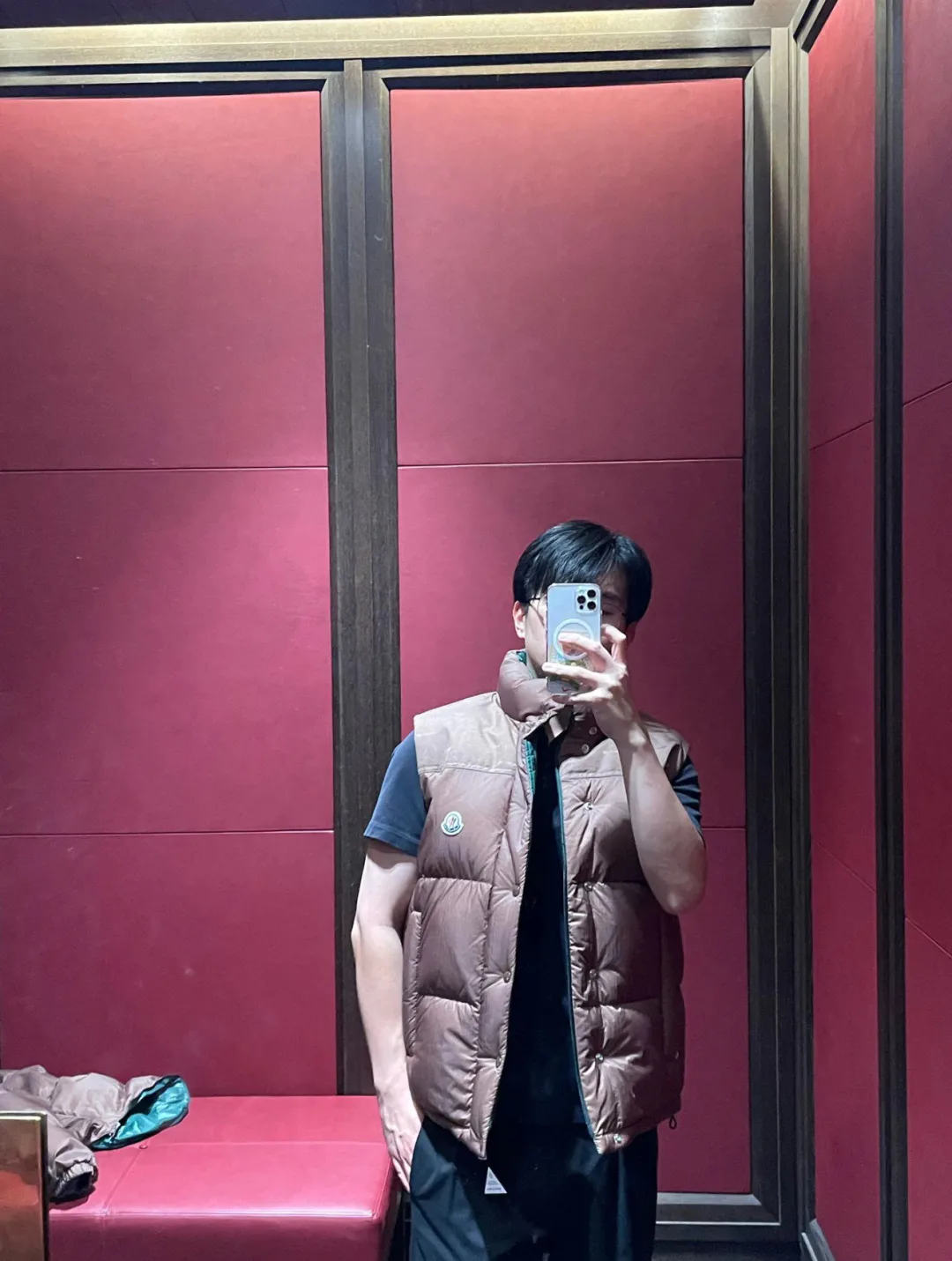 Куртки И Пуховики Мужские Moncler 250498