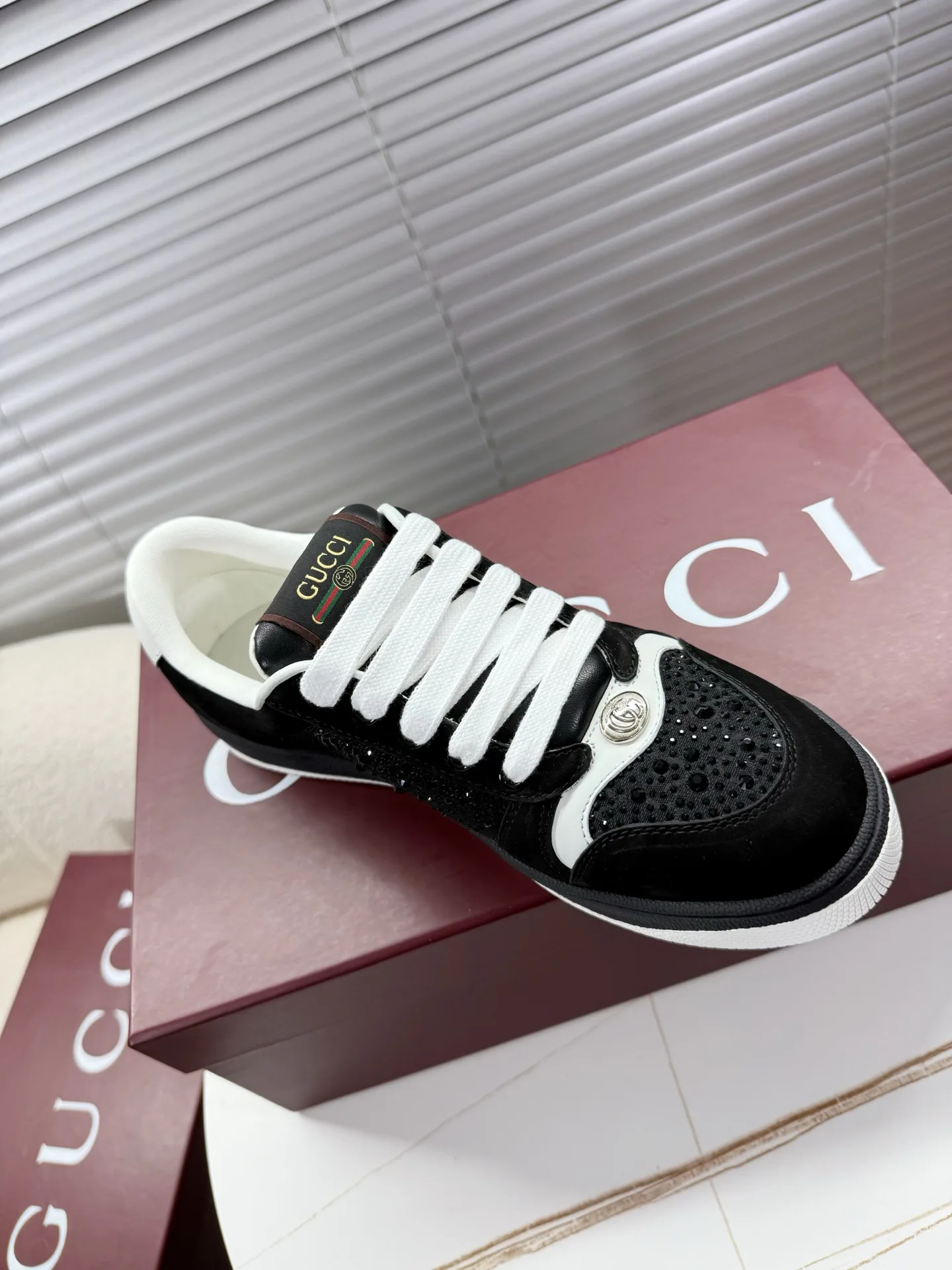 Кроссовки Женские Gucci 17451083
