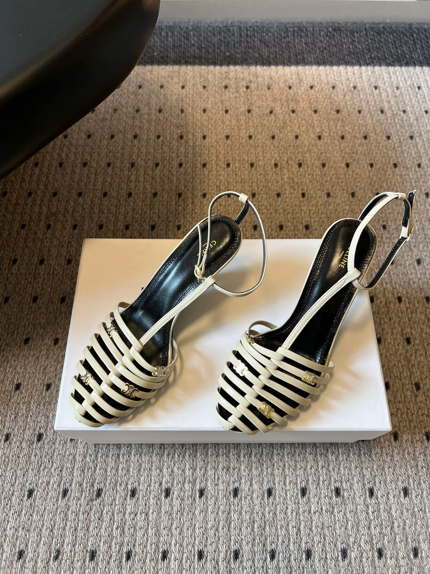 Босоножки Женские Celine 12762611
