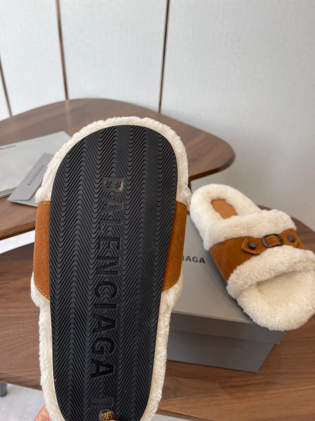 Тапочки Женские Balenciaga 170574