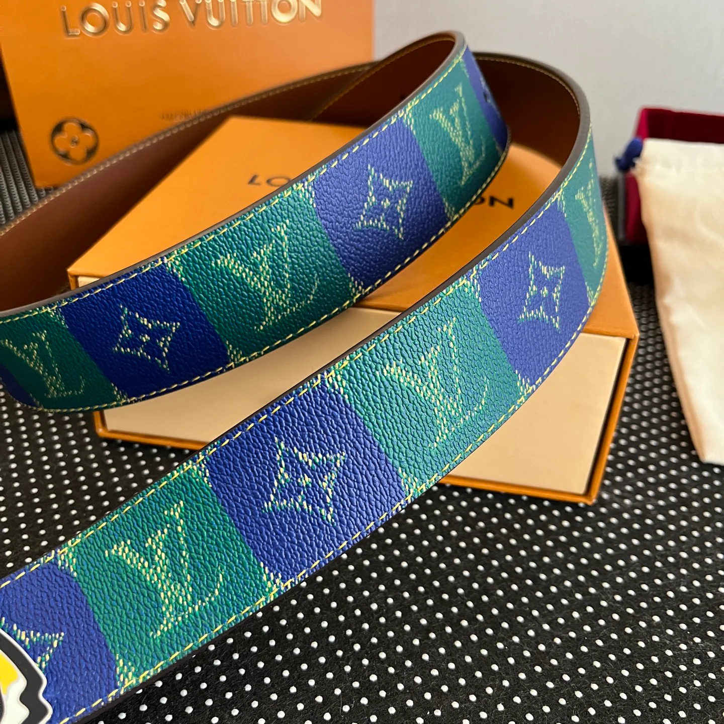 Ремни Louis Vuitton 124156