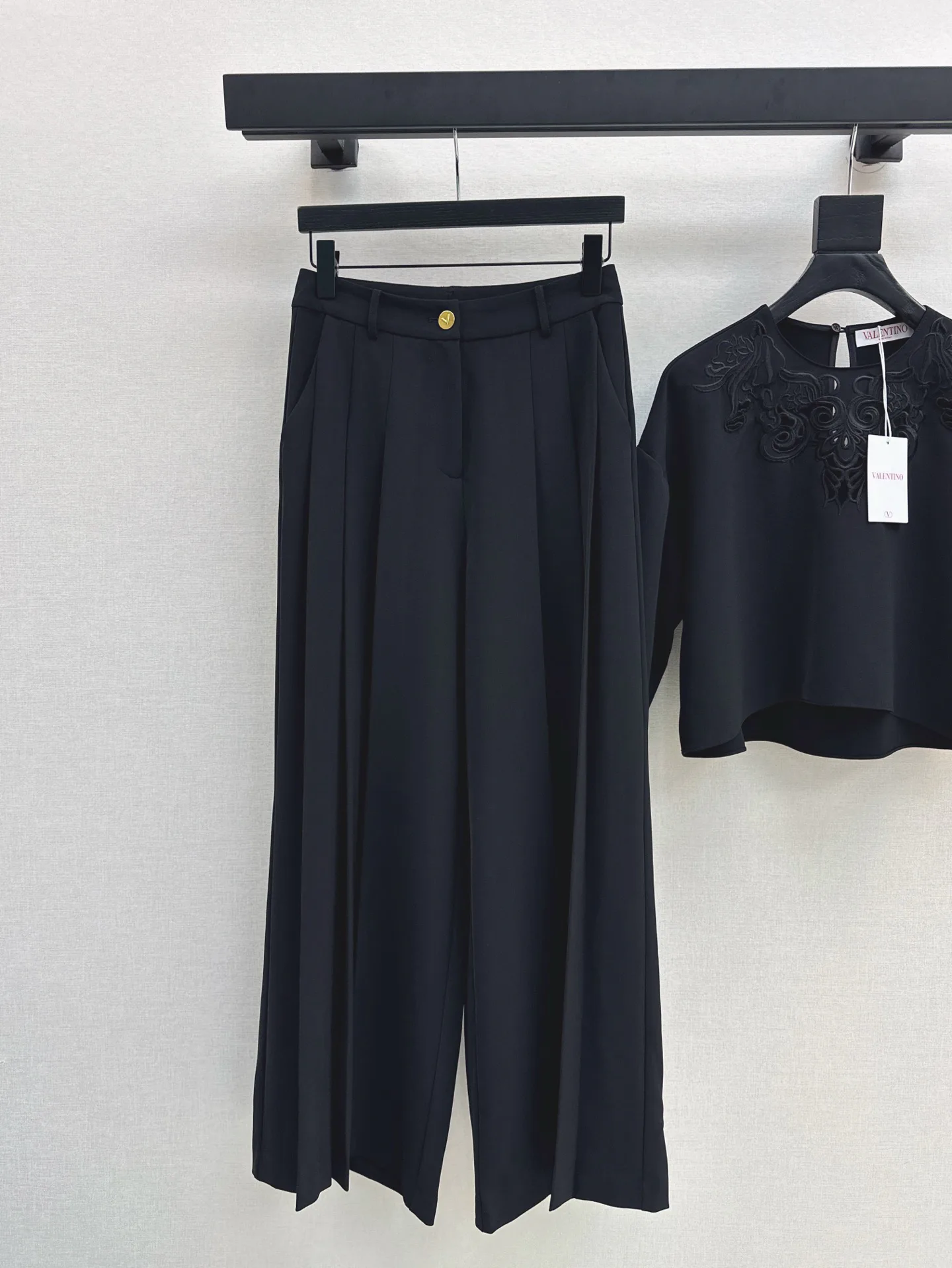 Костюмы Женские Valentino 23738