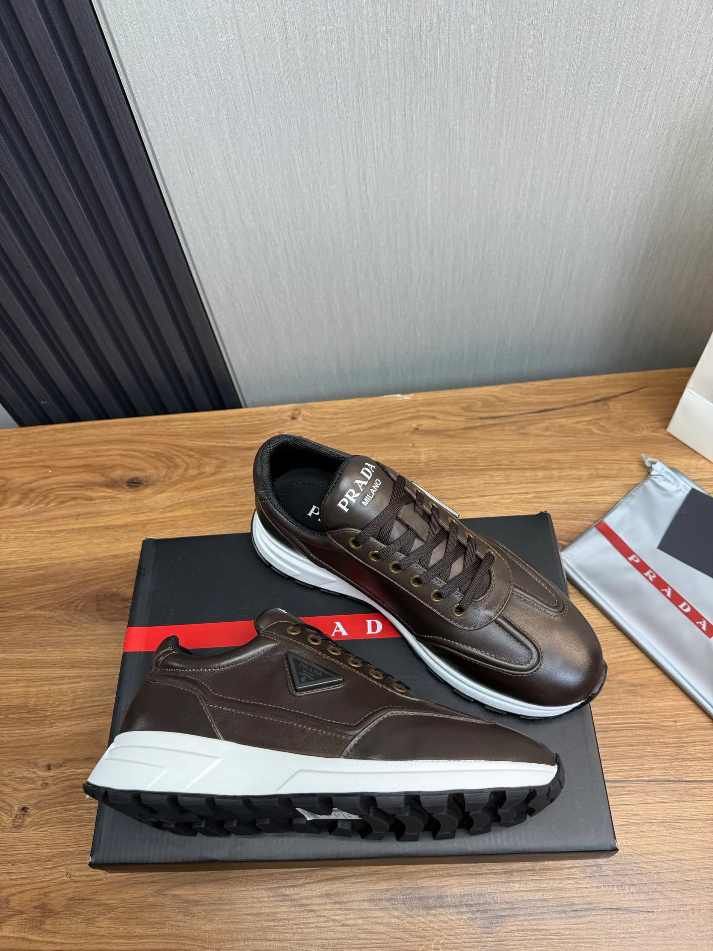 Кроссовки Мужские Prada 1261600