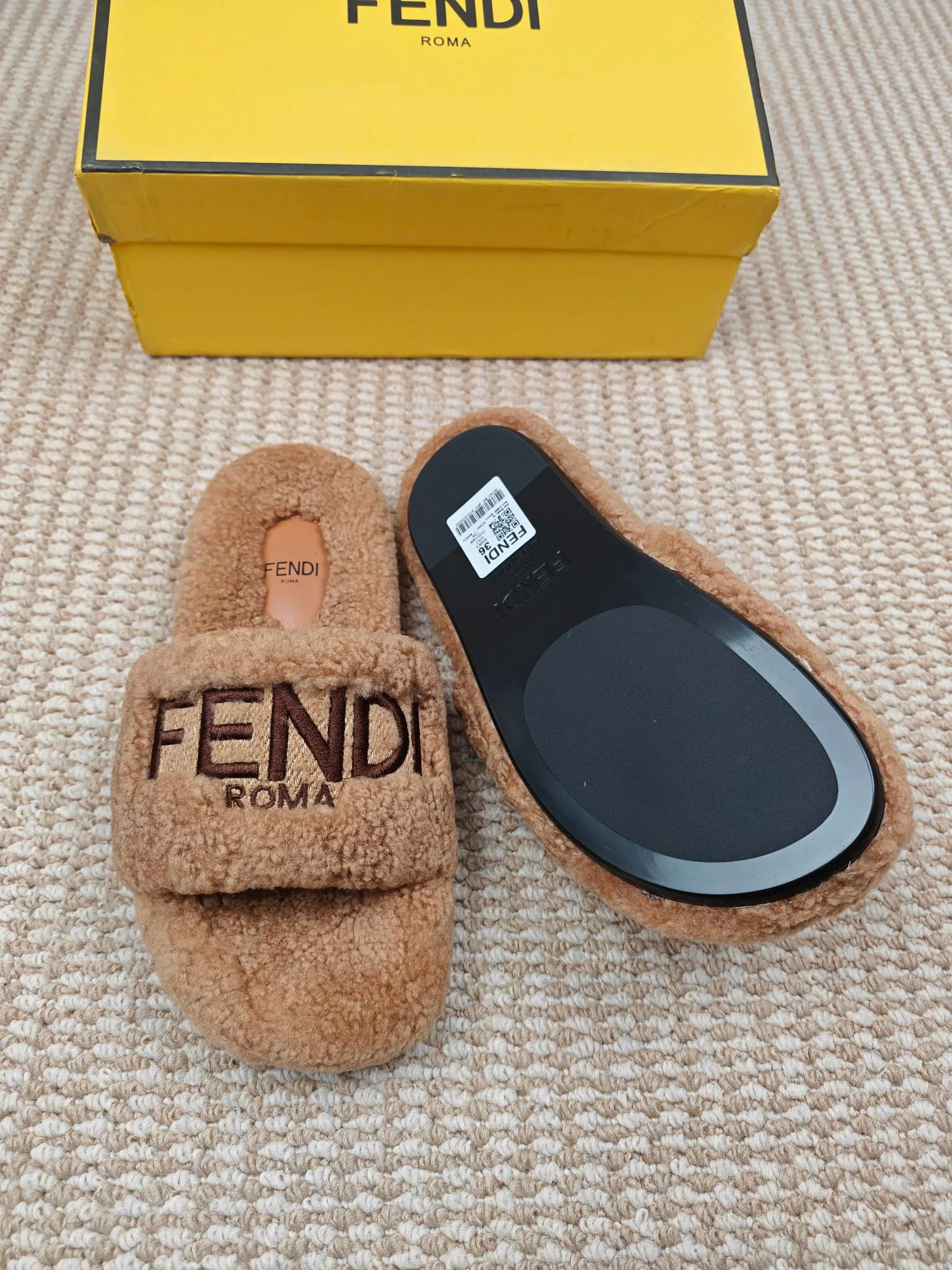 Тапочки Женские Fendi 5275798