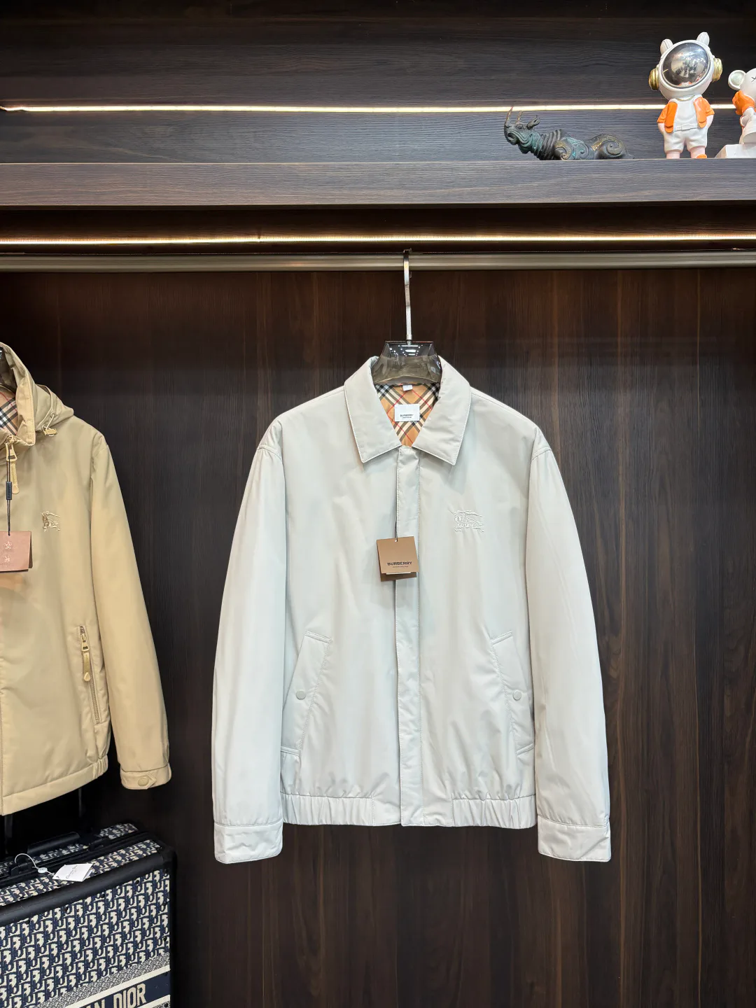 Куртки И Пуховики Женские Burberry 18157287