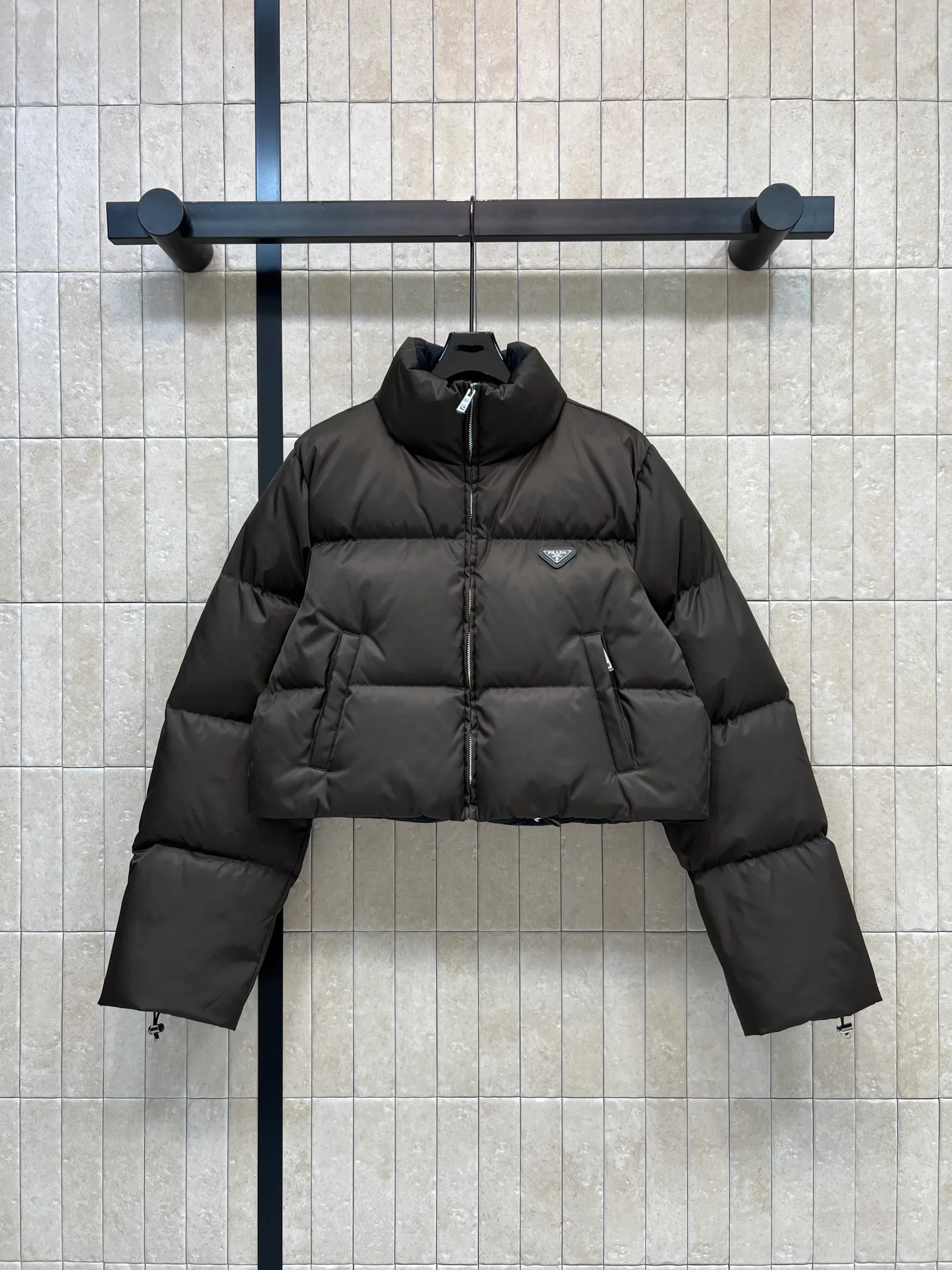 Куртки И Пуховики Женские Prada 18885504