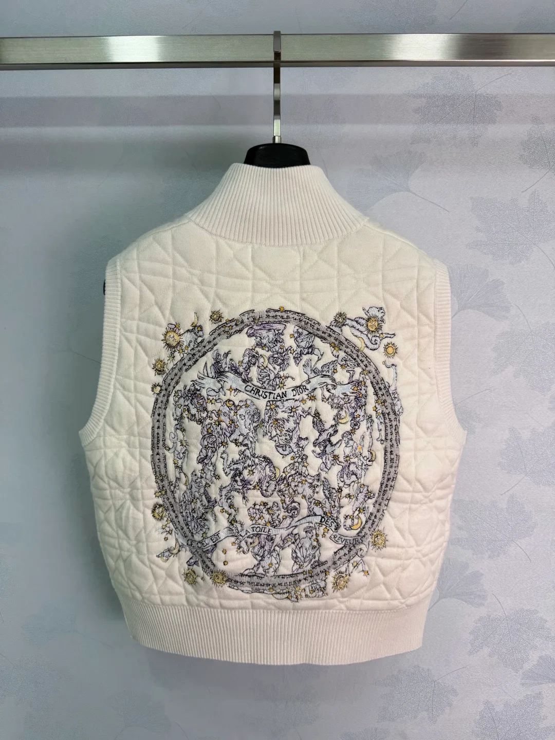 Жилеты Женские Christian Dior 18363004