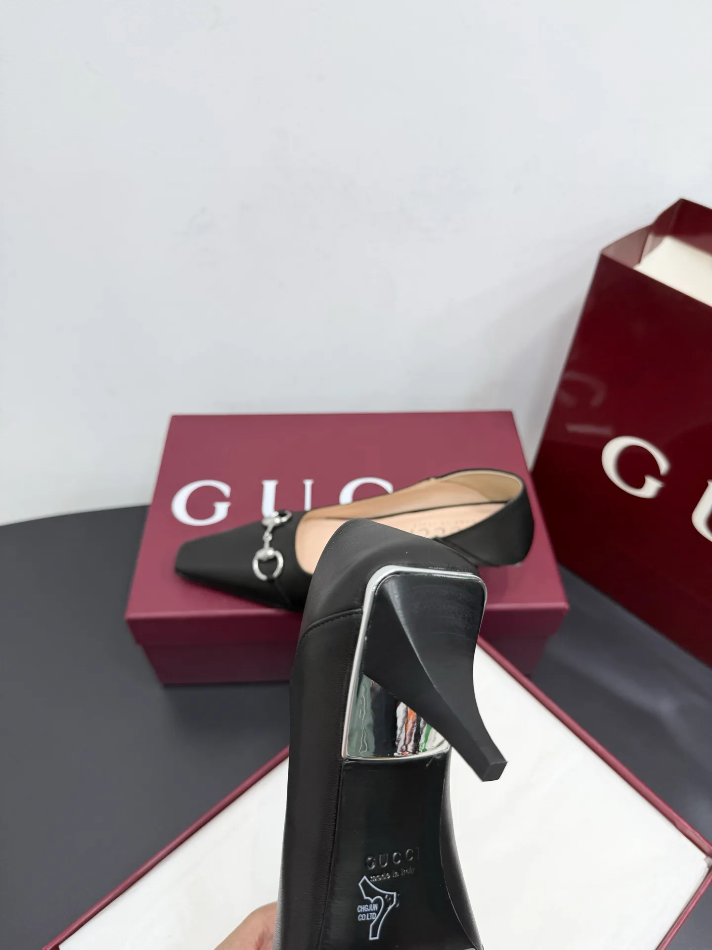 Туфли Женские Gucci 882790