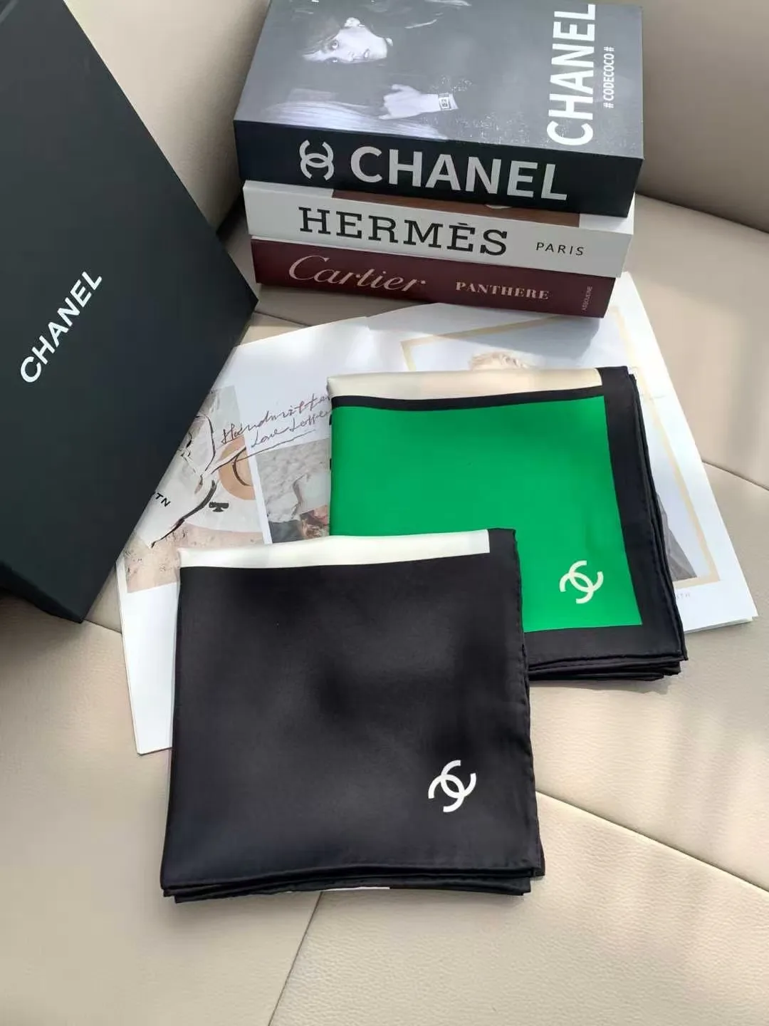 Платки Chanel 18222536