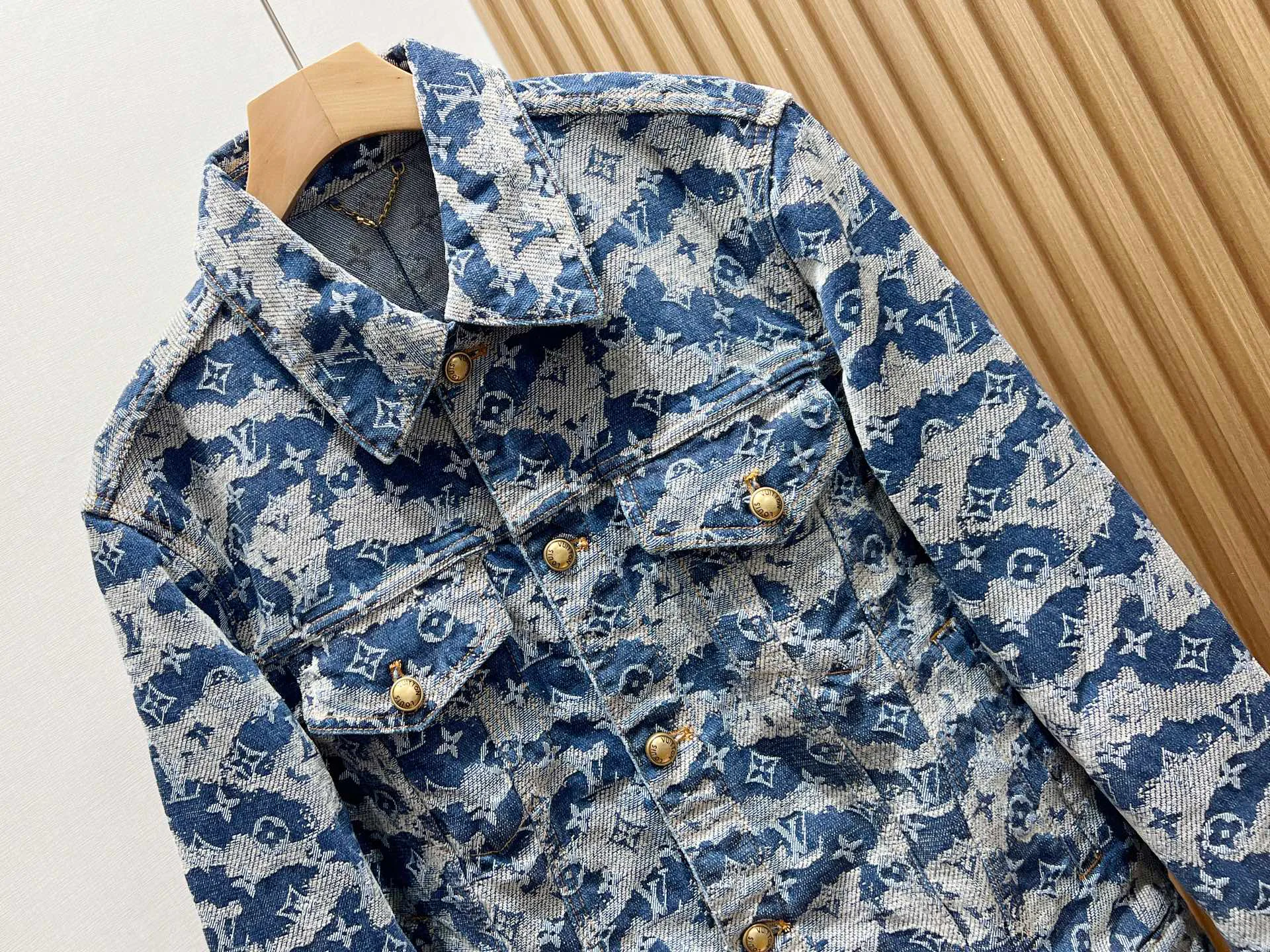 Куртки И Пуховики Мужские Louis Vuitton 773830