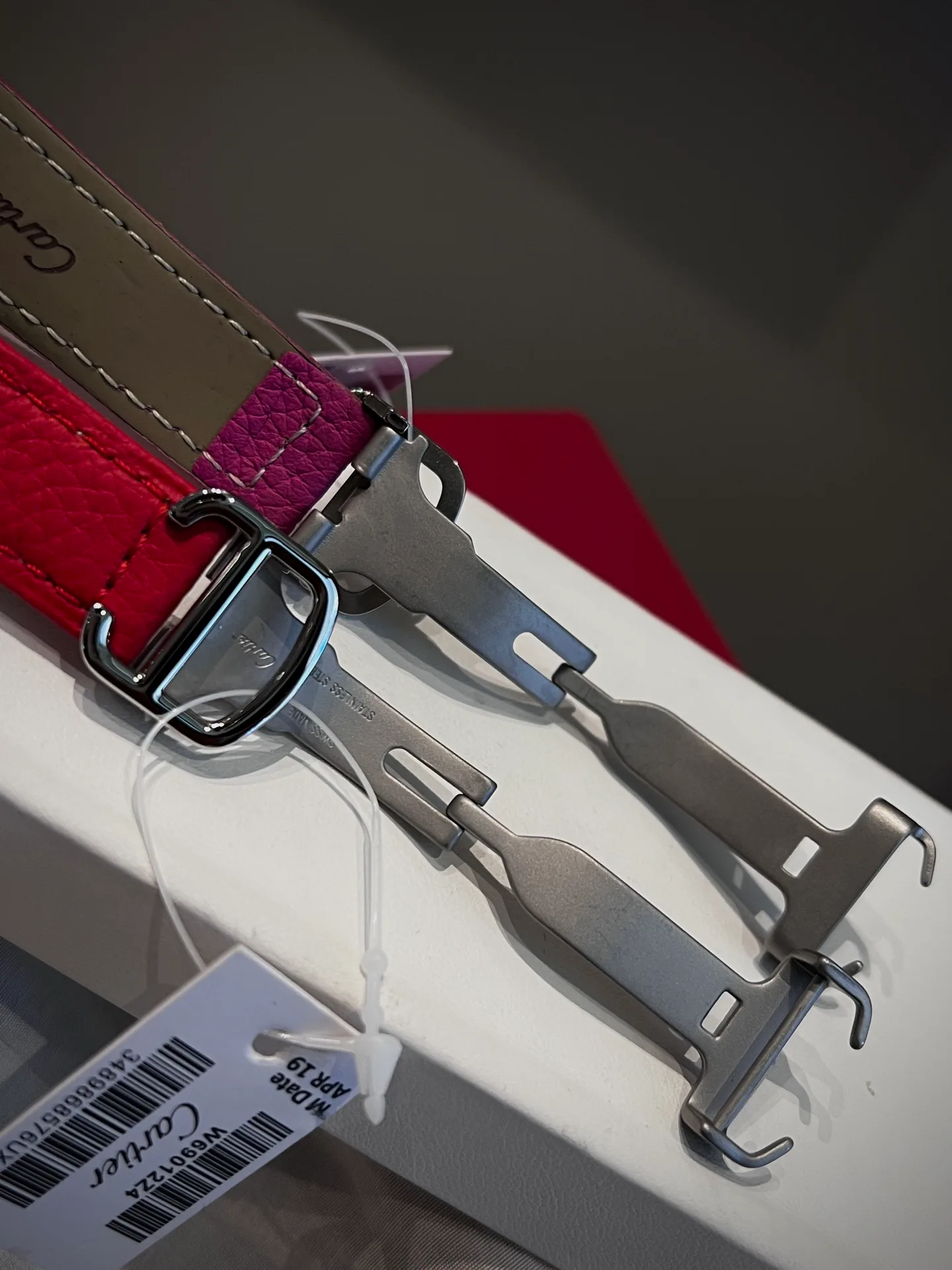 Часы Женские Cartier 17812113