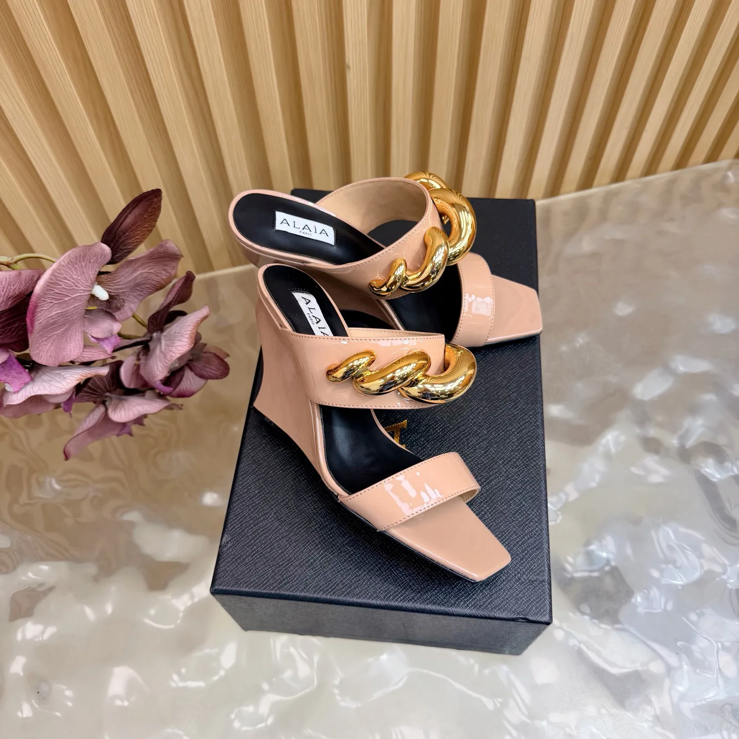 Босоножки Женские Alaia 11065097