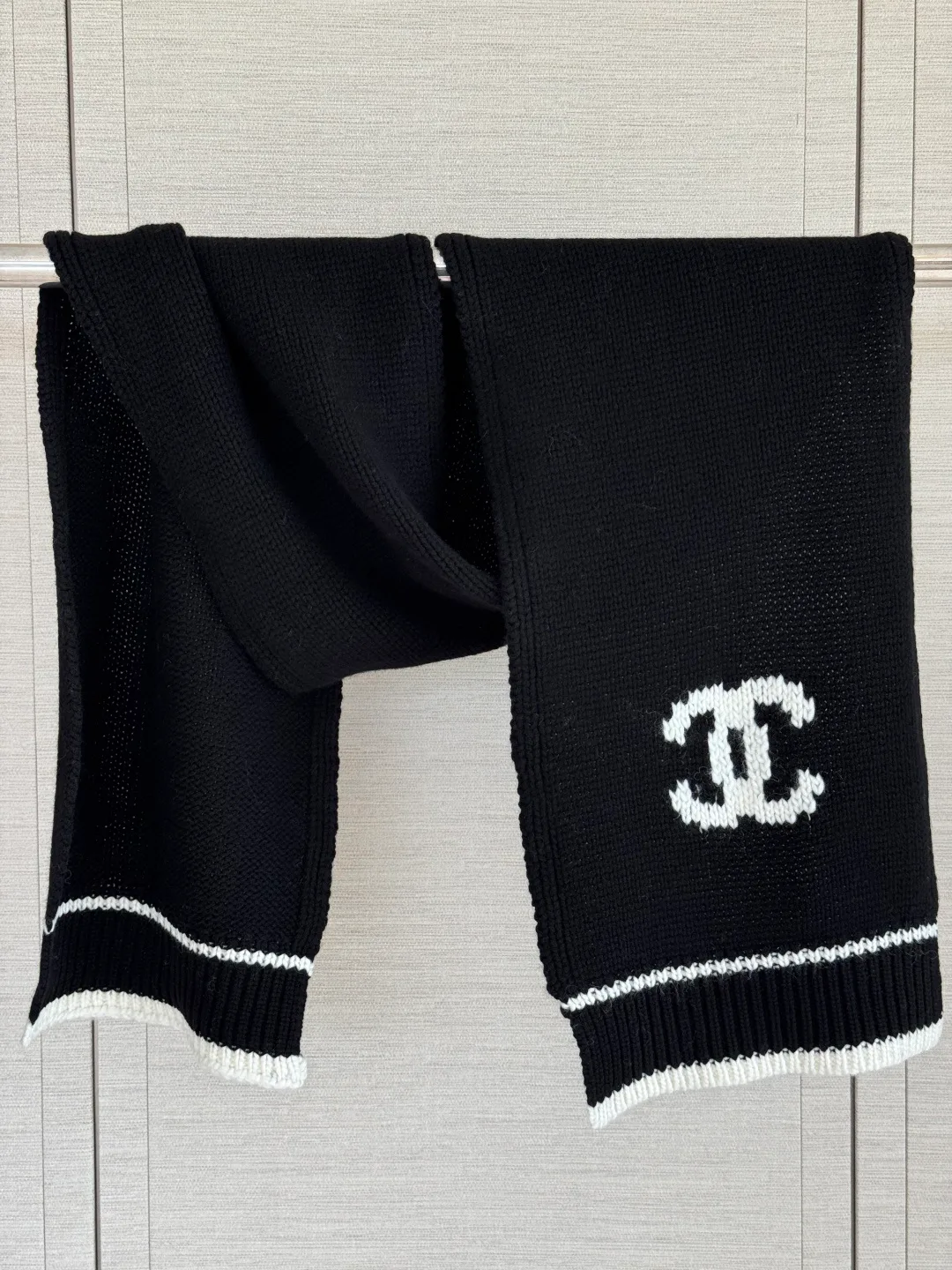 Шарфы Chanel 17463341