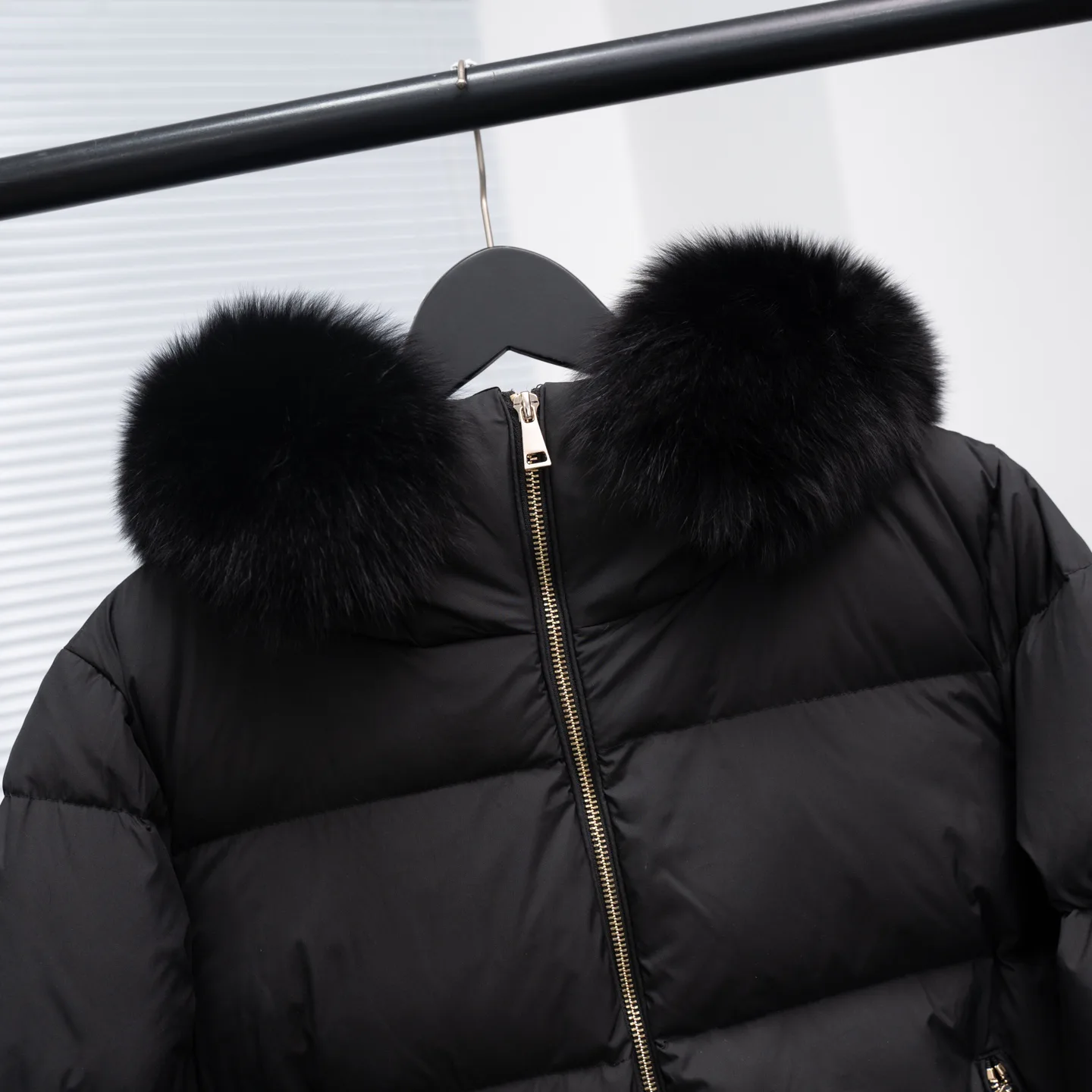 Куртки И Пуховики Женские Moncler 18845750