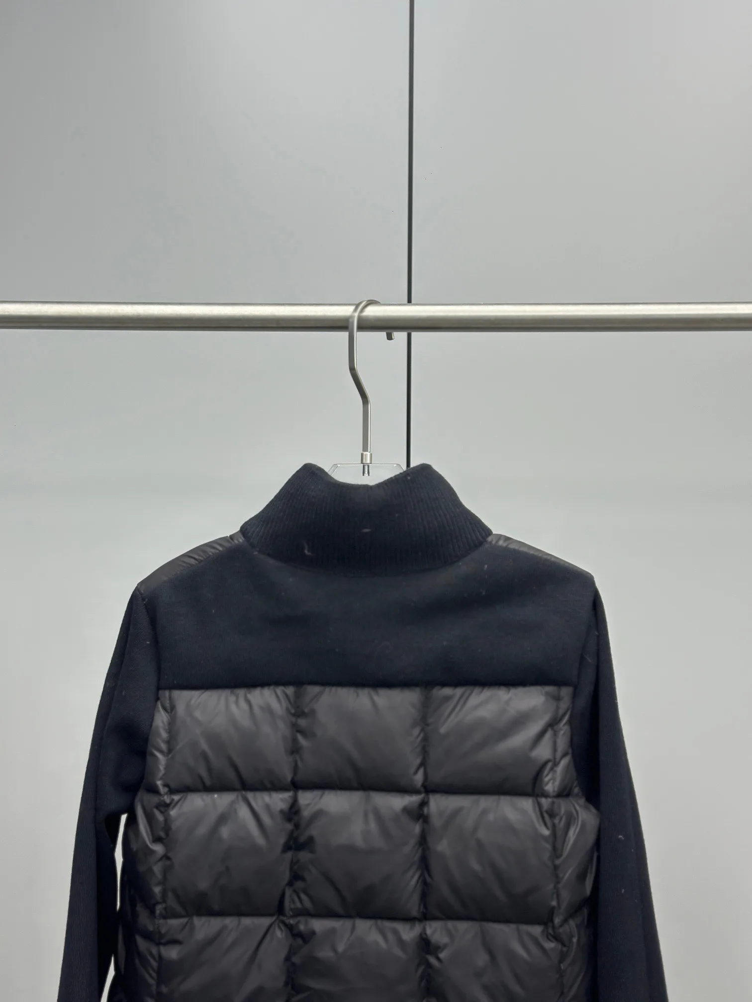 Куртки И Пуховики Женские Moncler 17951430