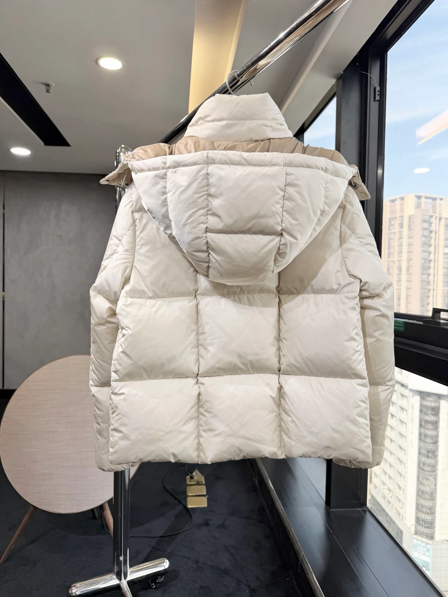Куртки И Пуховики Женские Moncler 19261672