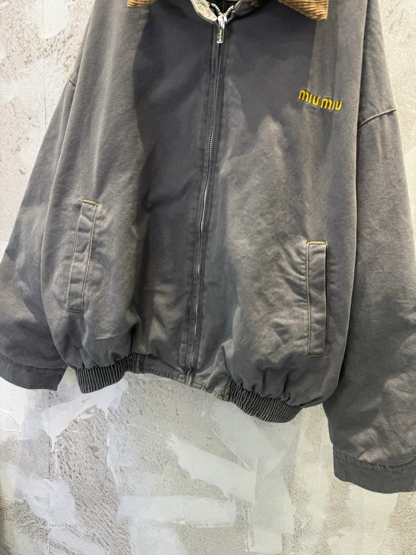 Куртки И Пуховики Женские Miu Miu 1741300