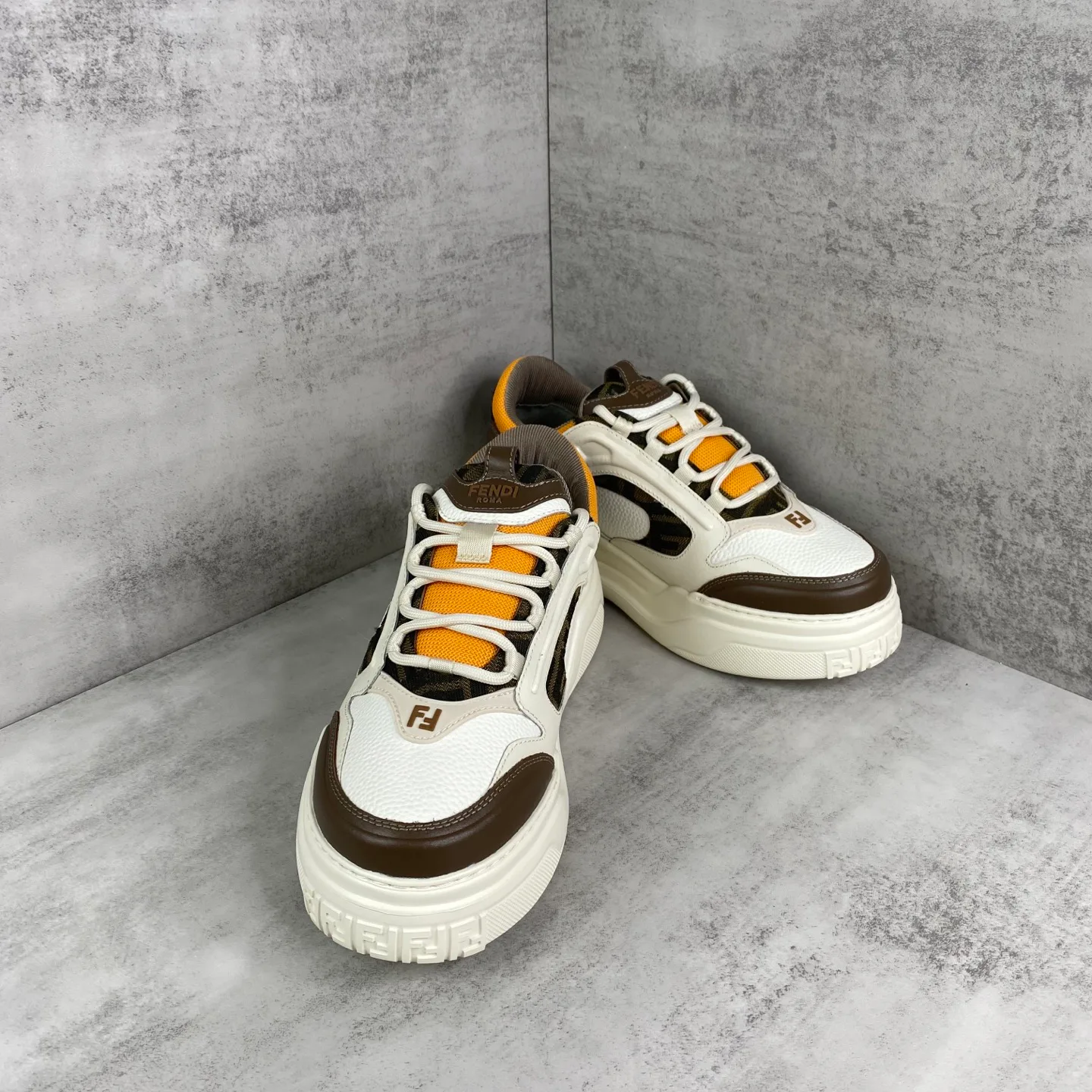 Кроссовки Мужские Fendi 275352