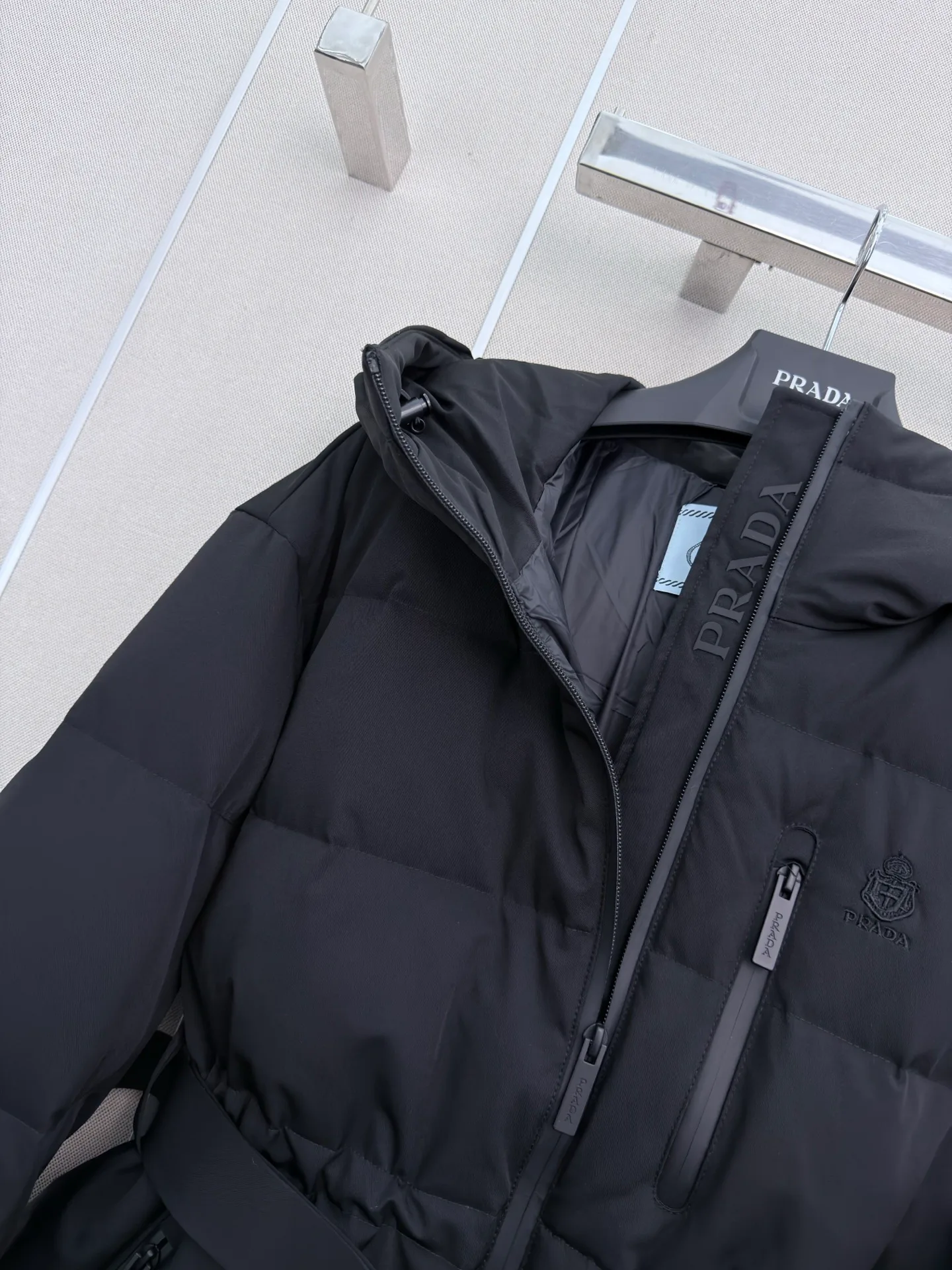 Куртки И Пуховики Женские Prada 18185832
