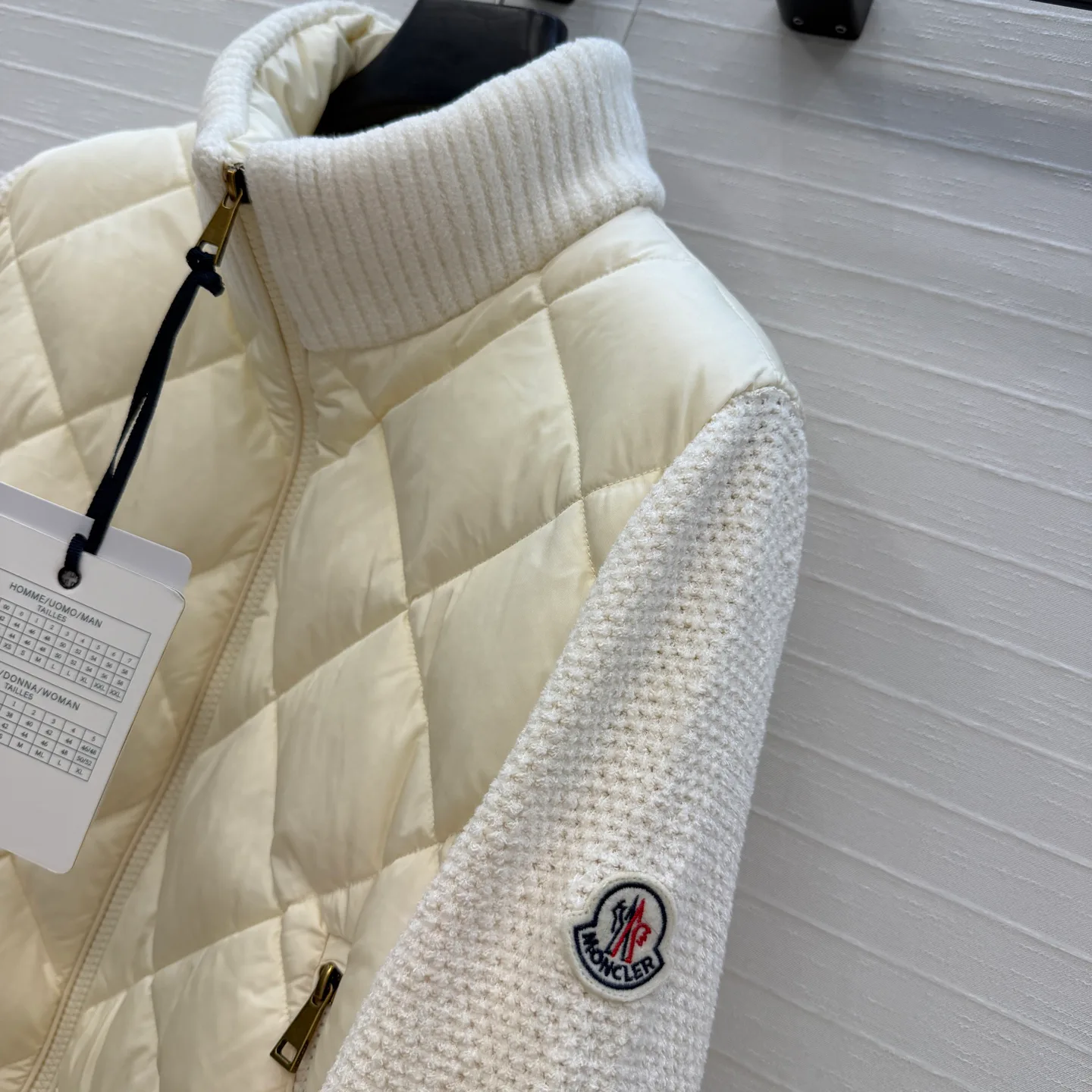 Куртки И Пуховики Женские Moncler 18678155