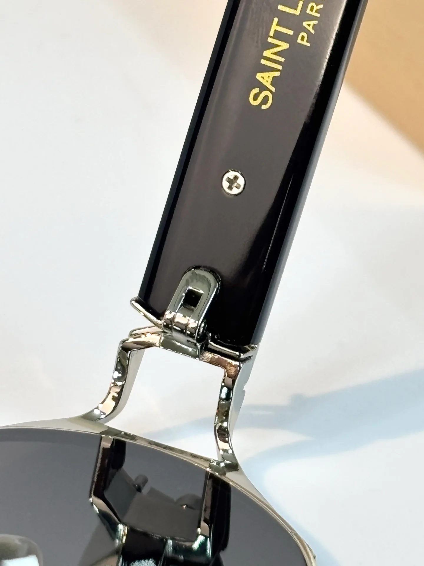 Очки Saint Laurent 18286944