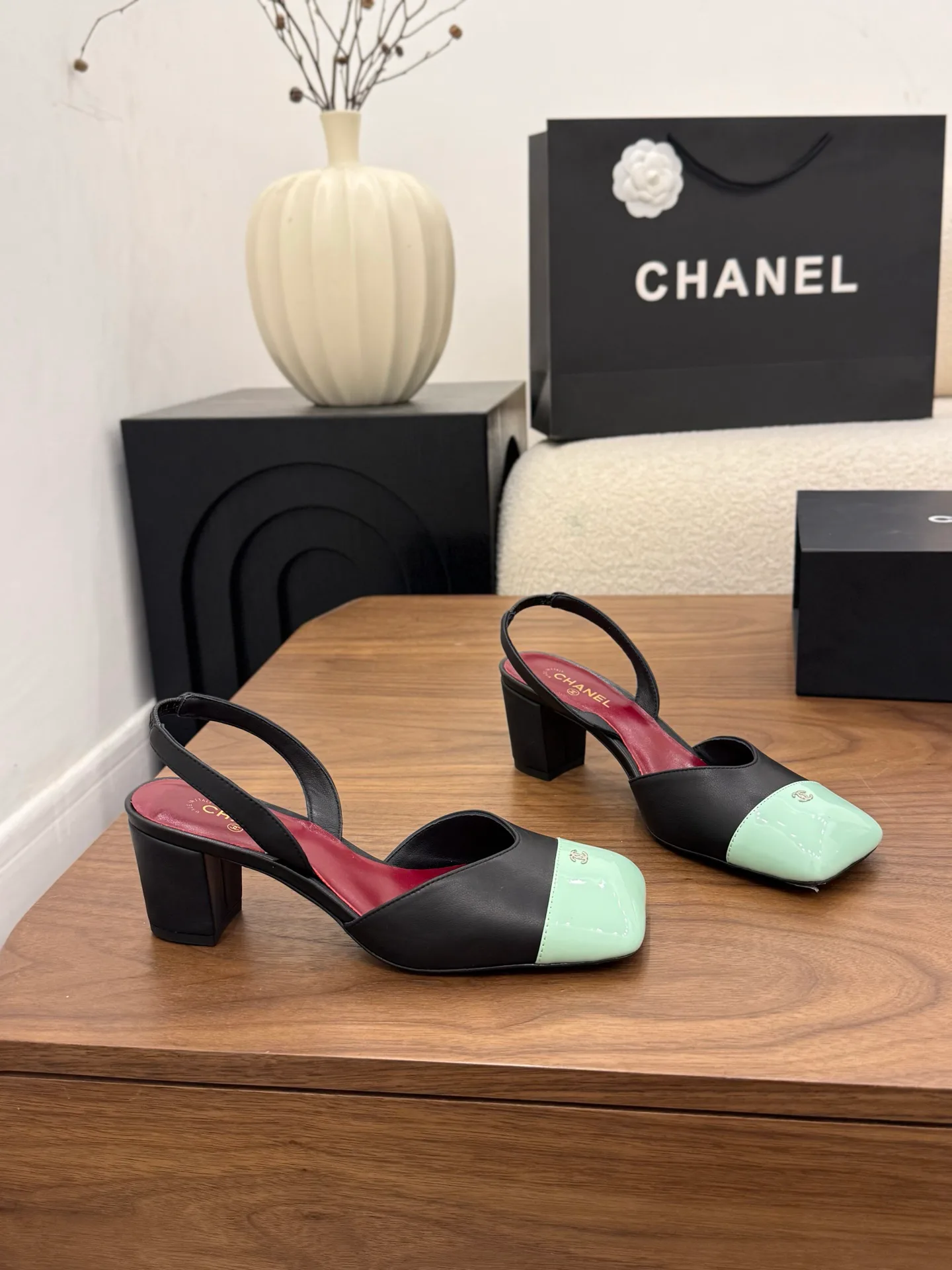 Туфли Женские Chanel 13256833