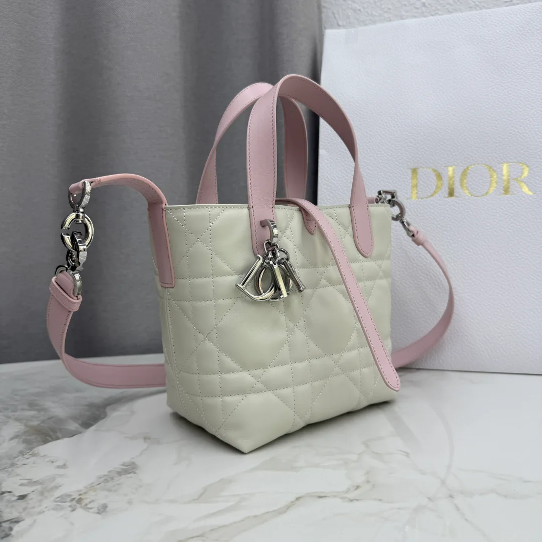 Классические Сумки Женские Christian Dior 11905691