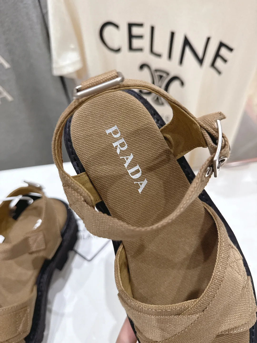 Сандалии Женские Prada 11131907