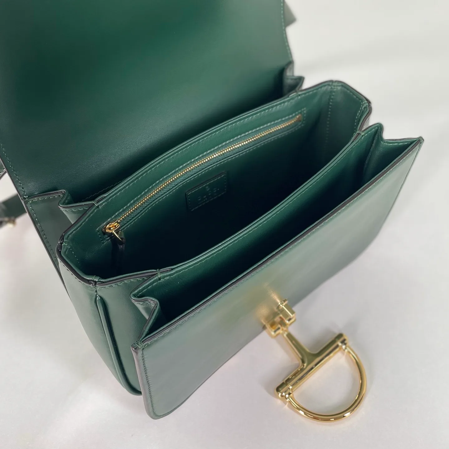Классические Сумки Женские Gucci 12795291