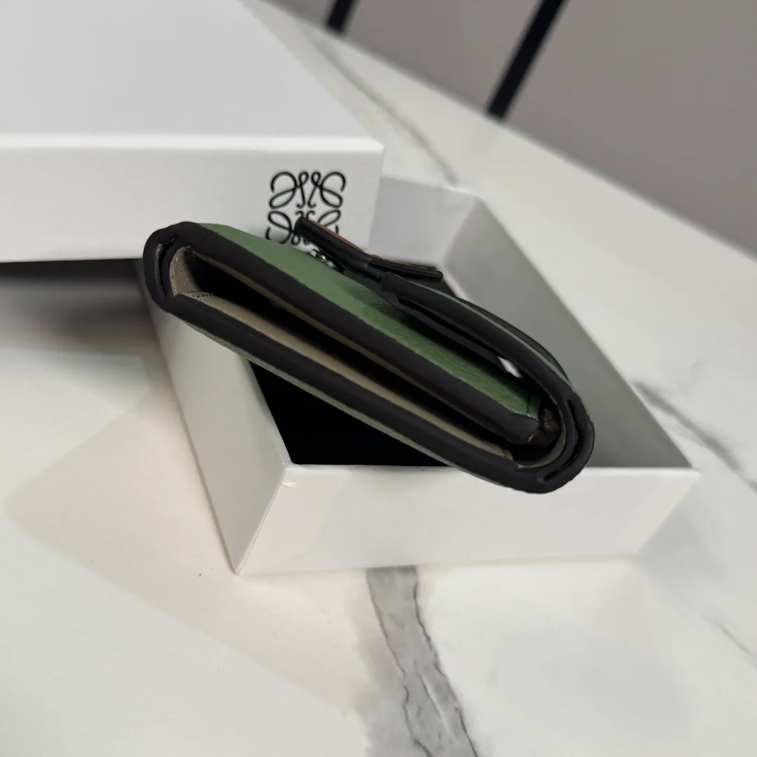 Клатчи Женские Loewe 17502824
