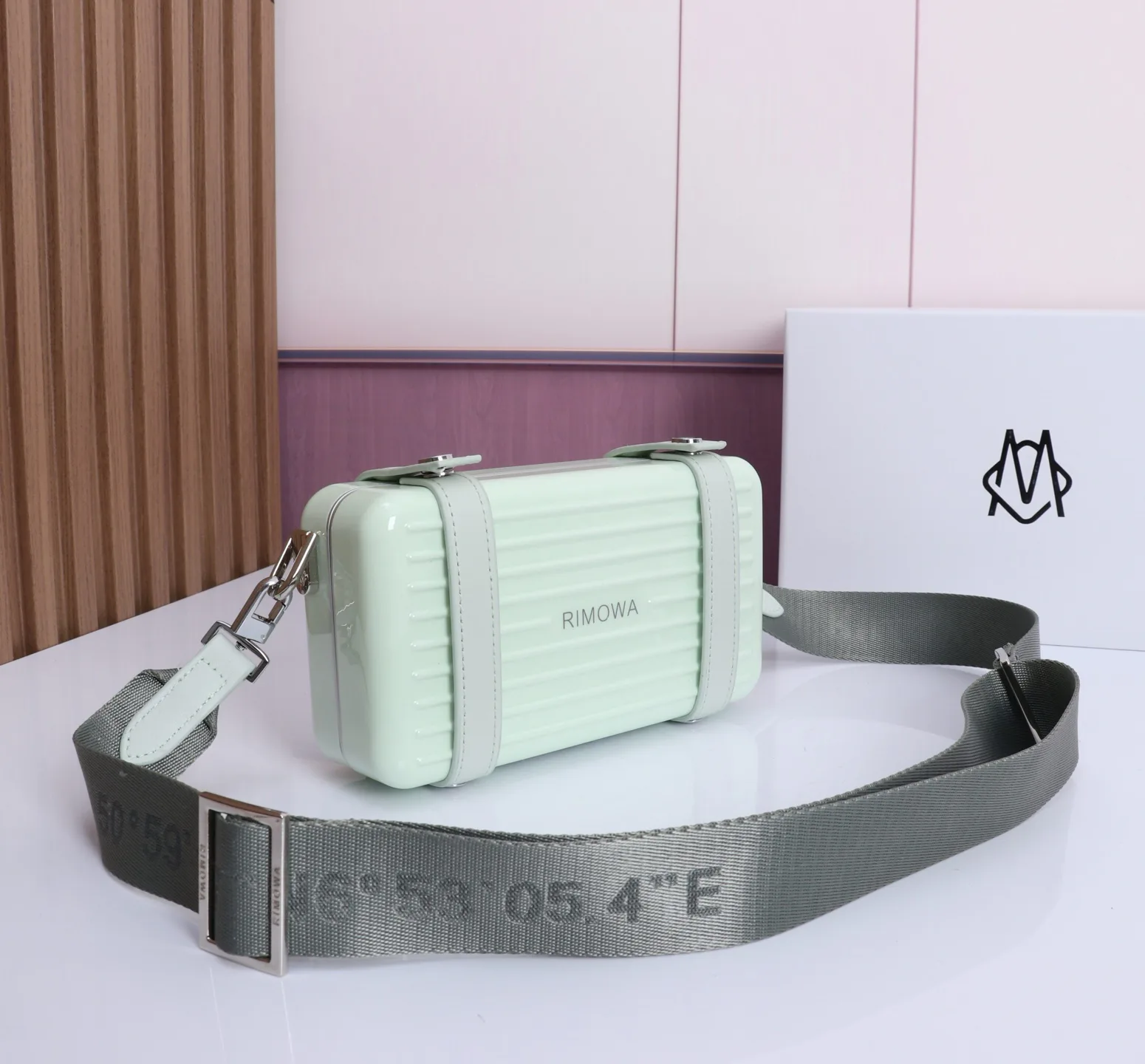 Сумки На Ремне Женские Rimowa 11185370