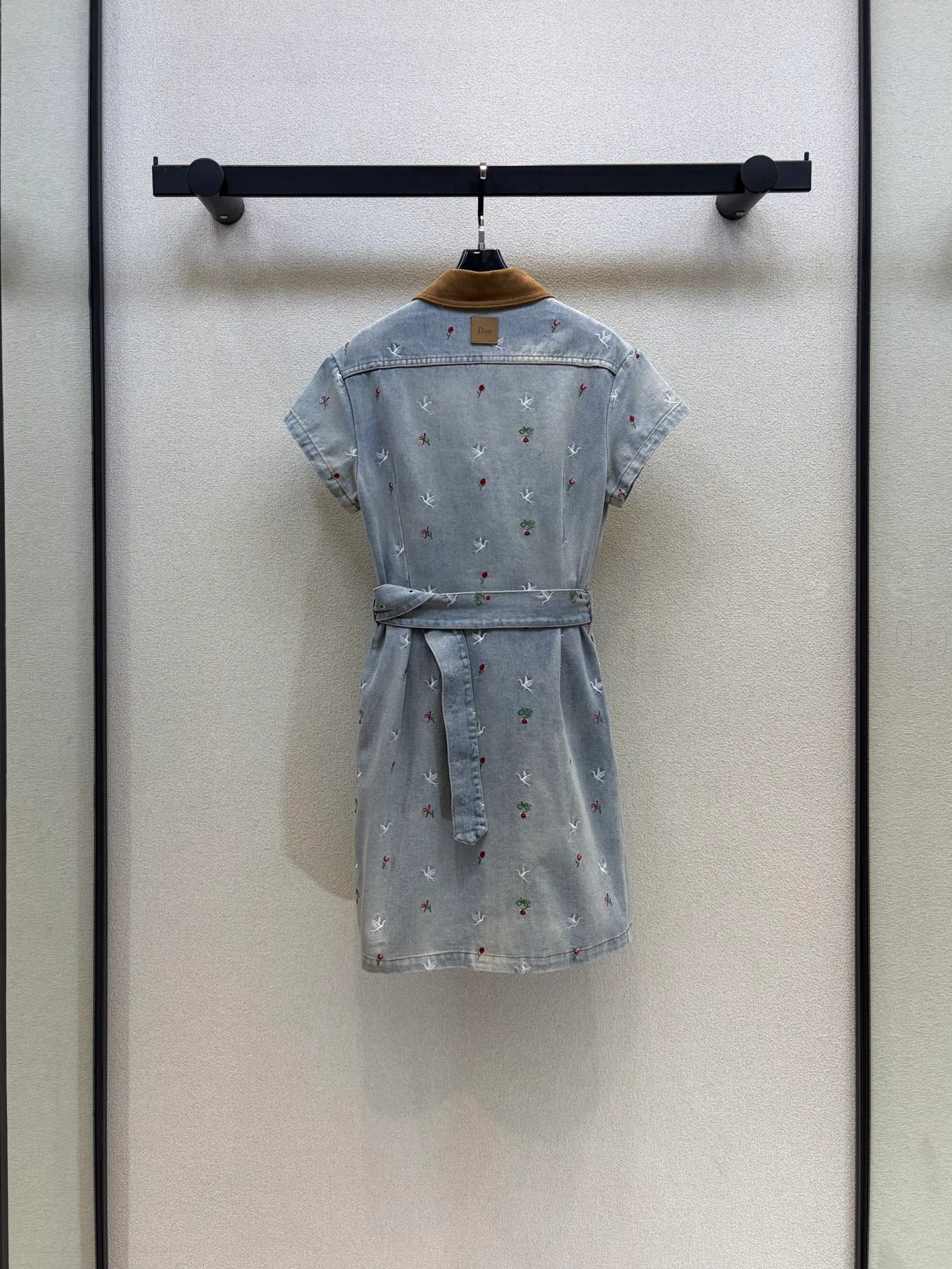 Платья Женские Christian Dior 17472755