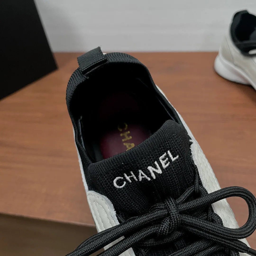 Кроссовки Женские Chanel 17542458