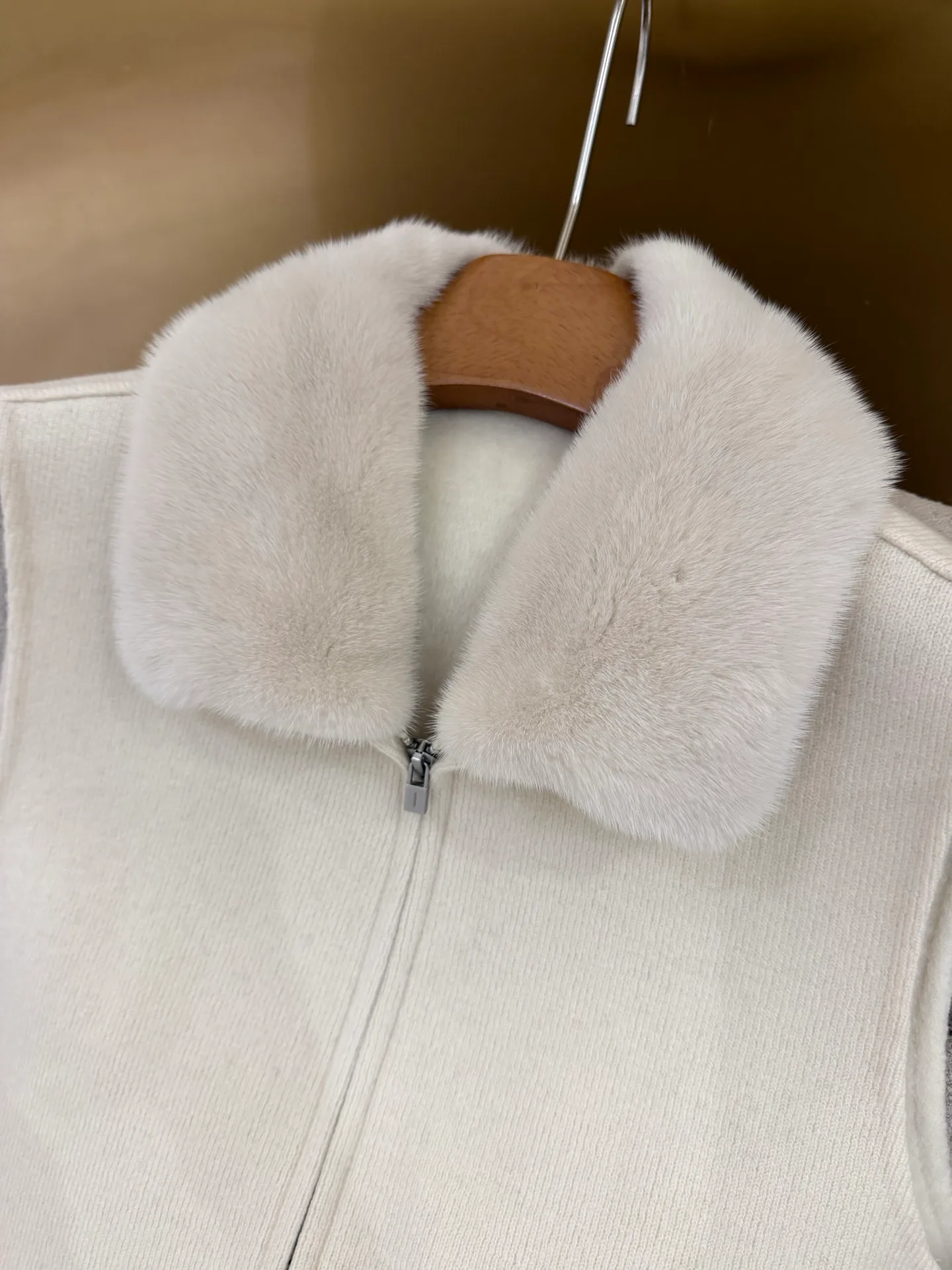Жилеты Женские Loro Piana 18513128