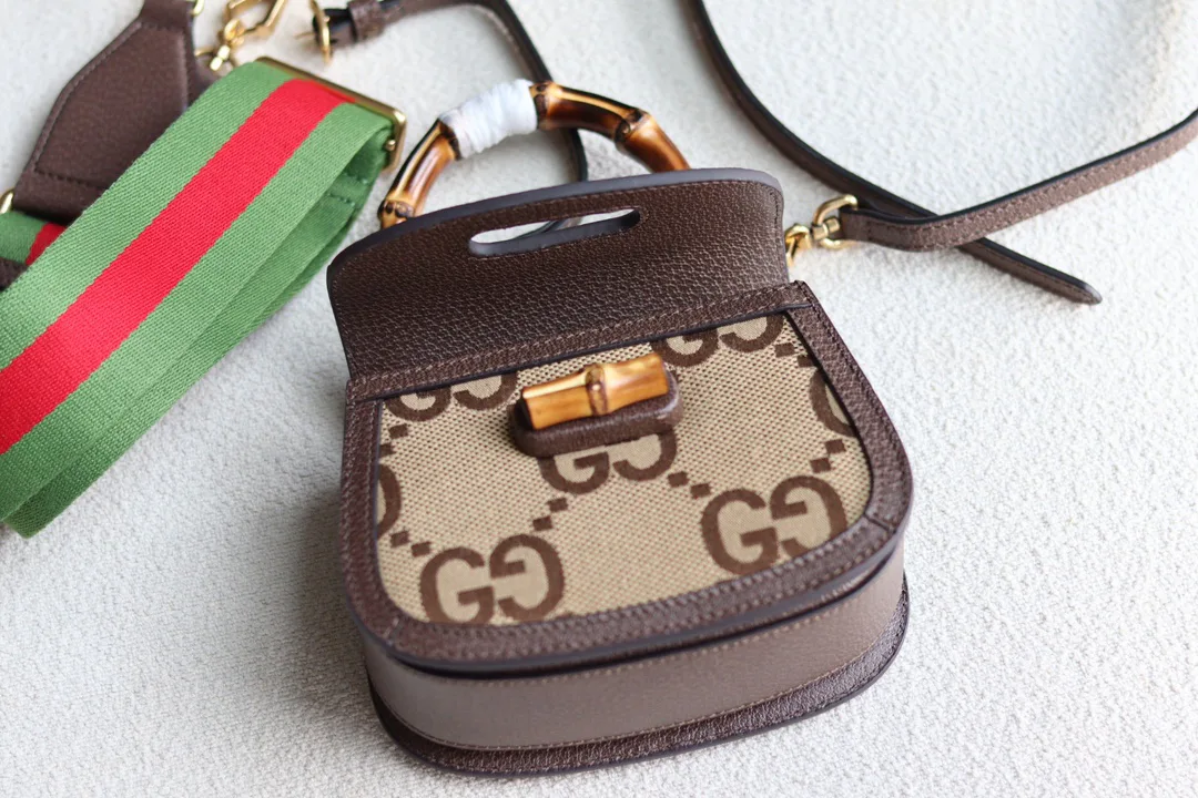 Классические Сумки Женские Gucci 9385445