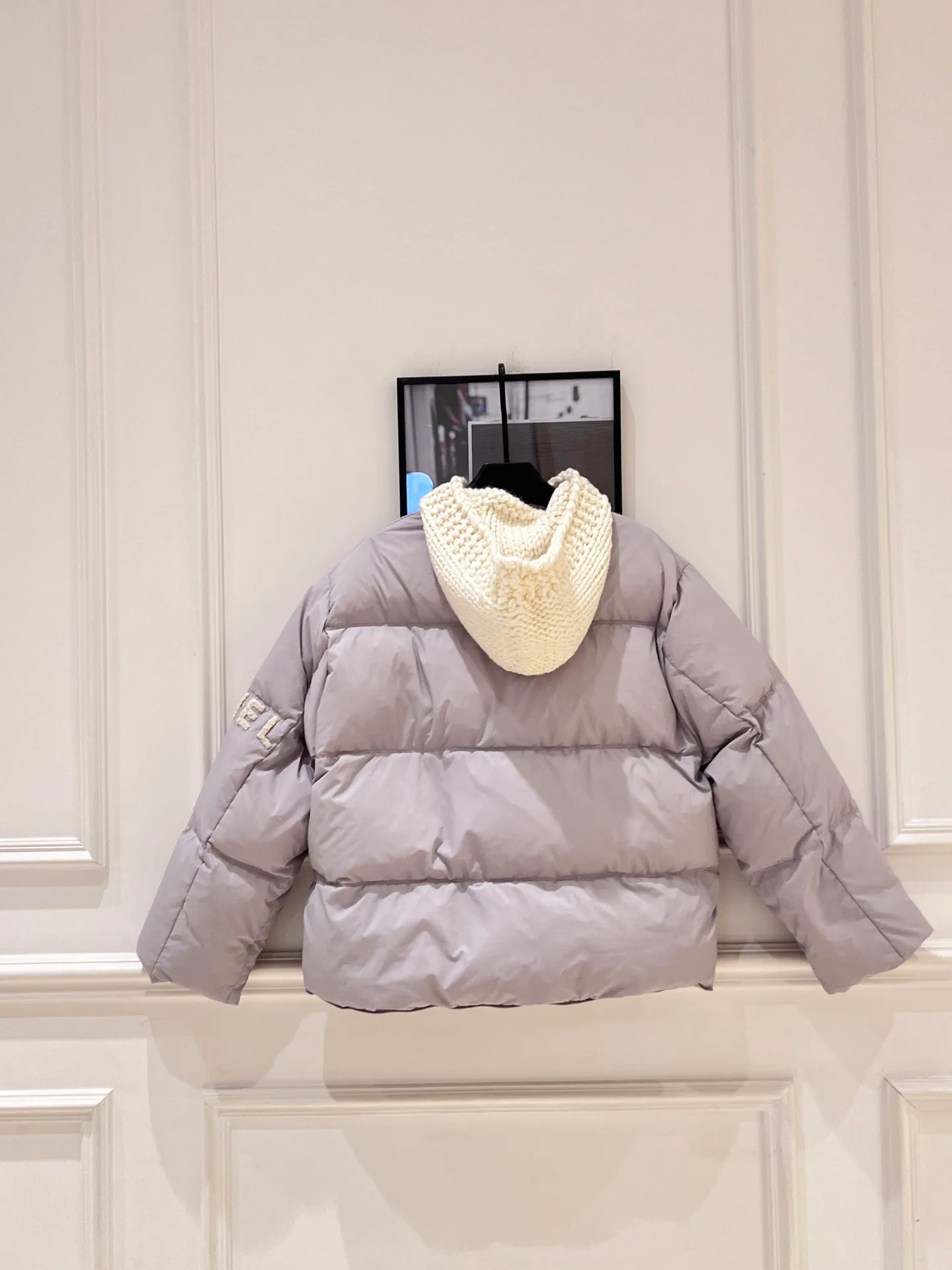 Куртки И Пуховики Женские Chanel 1263523