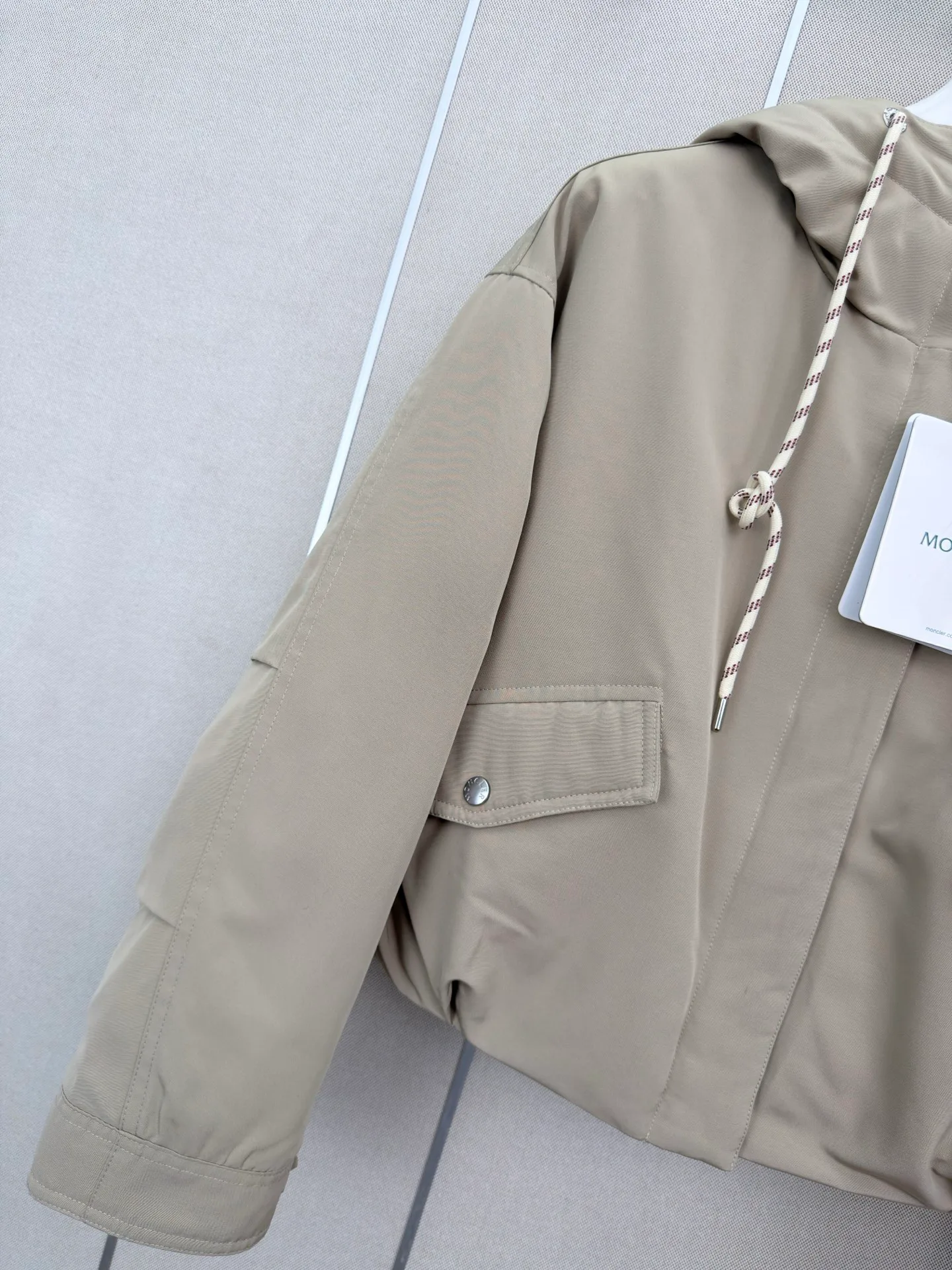 Куртки И Пуховики Женские Moncler 18402396