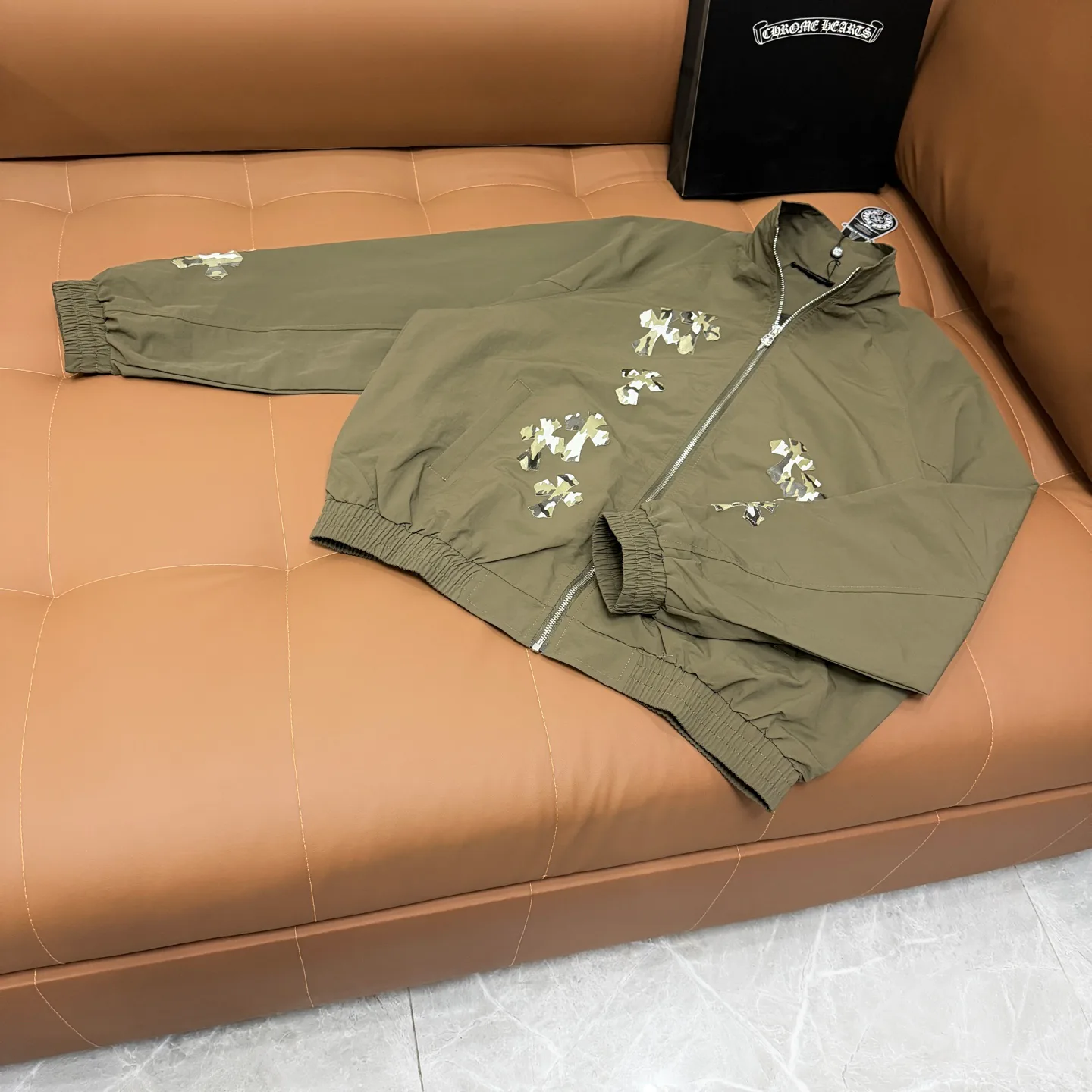 Куртки И Пуховики Женские Chrome Hearts 18607139