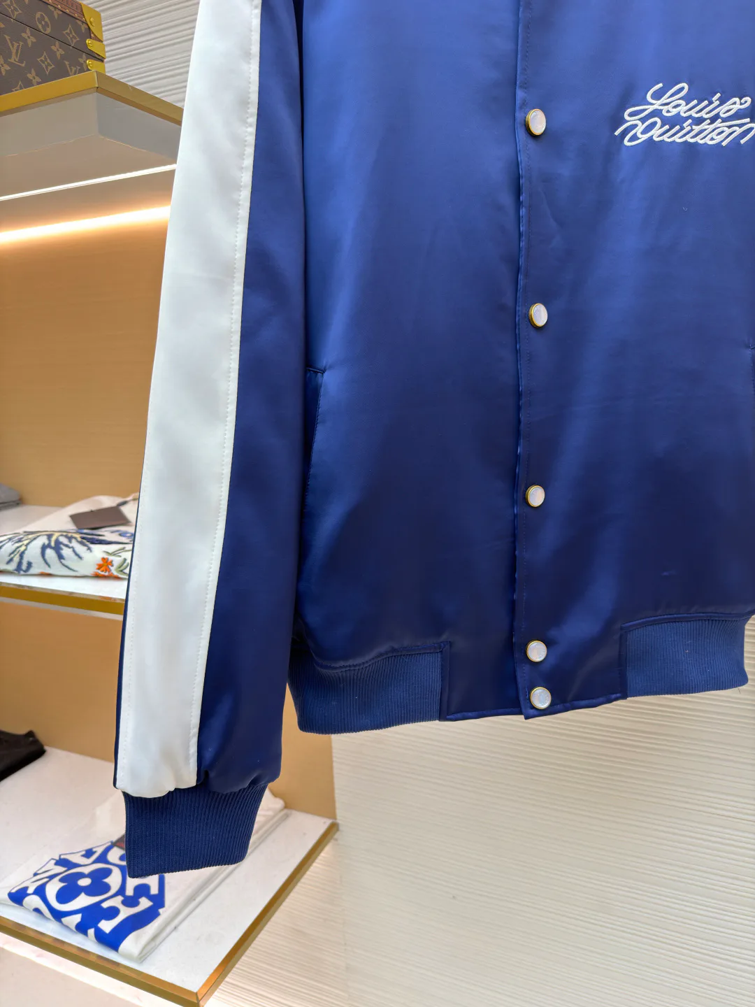 Куртки И Пуховики Мужские Louis Vuitton 3478377