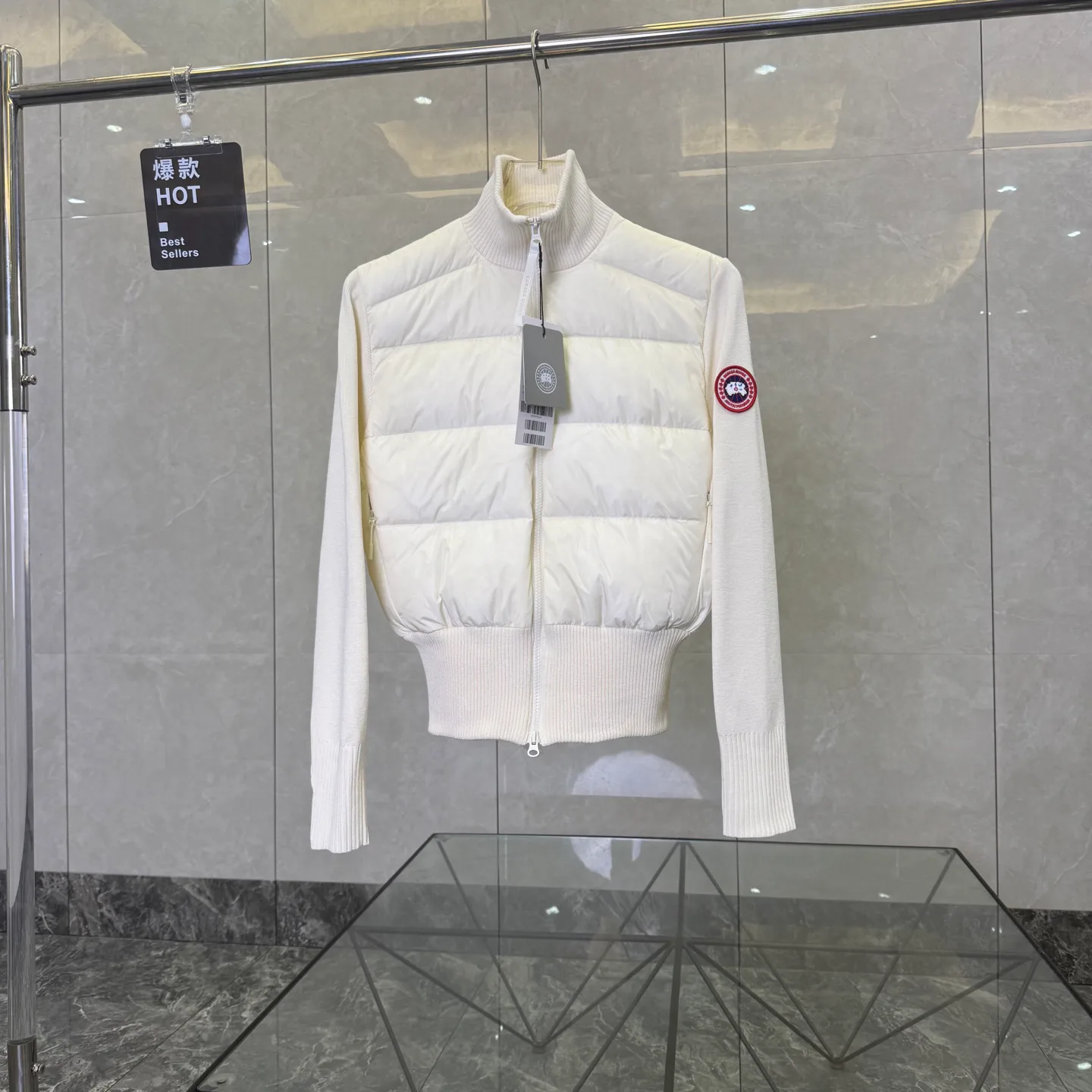 Куртки И Пуховики Женские Canada Goose 17949553