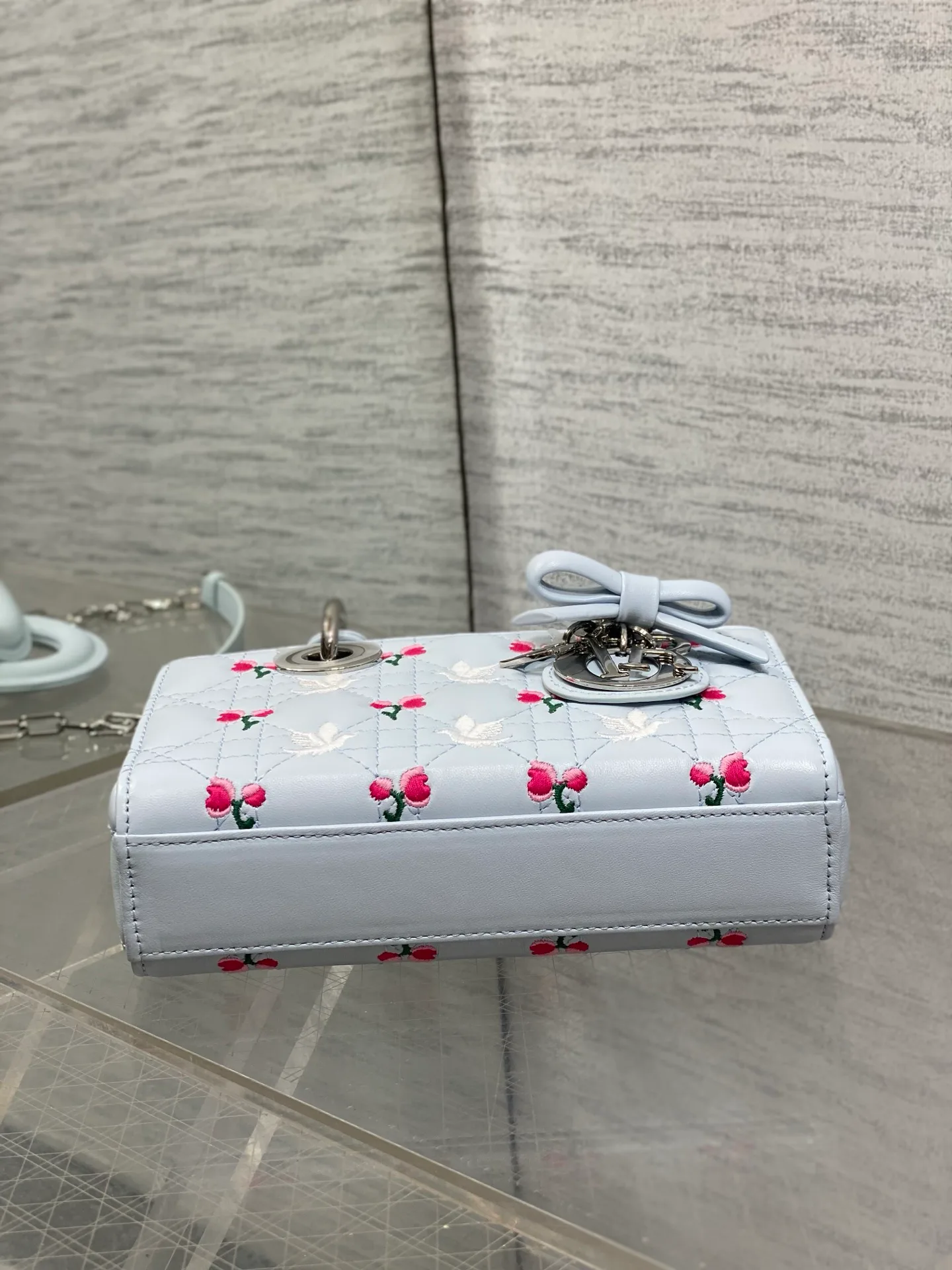 Классические Сумки Женские Christian Dior 17601320