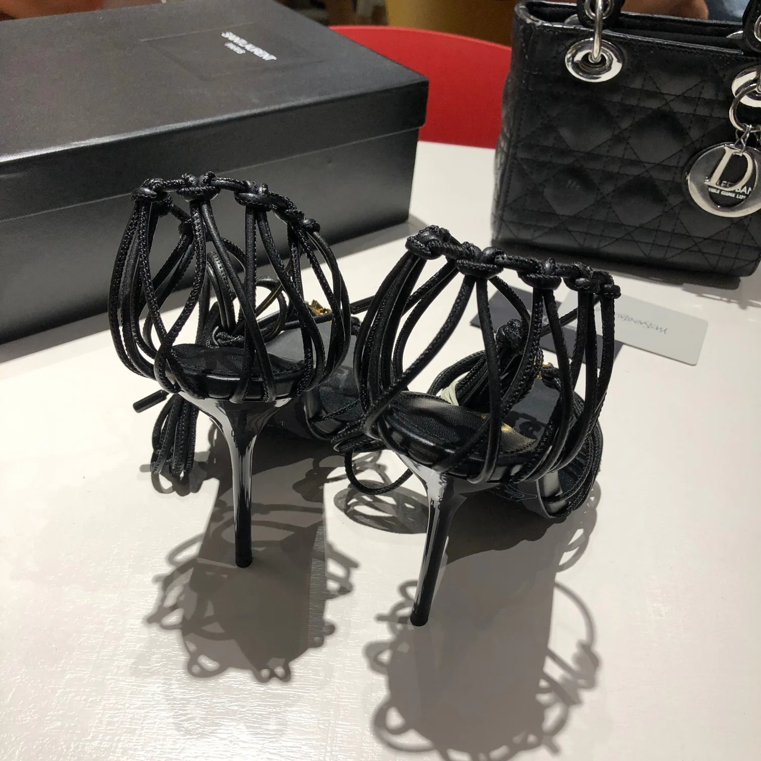 Босоножки Женские Saint Laurent 35777