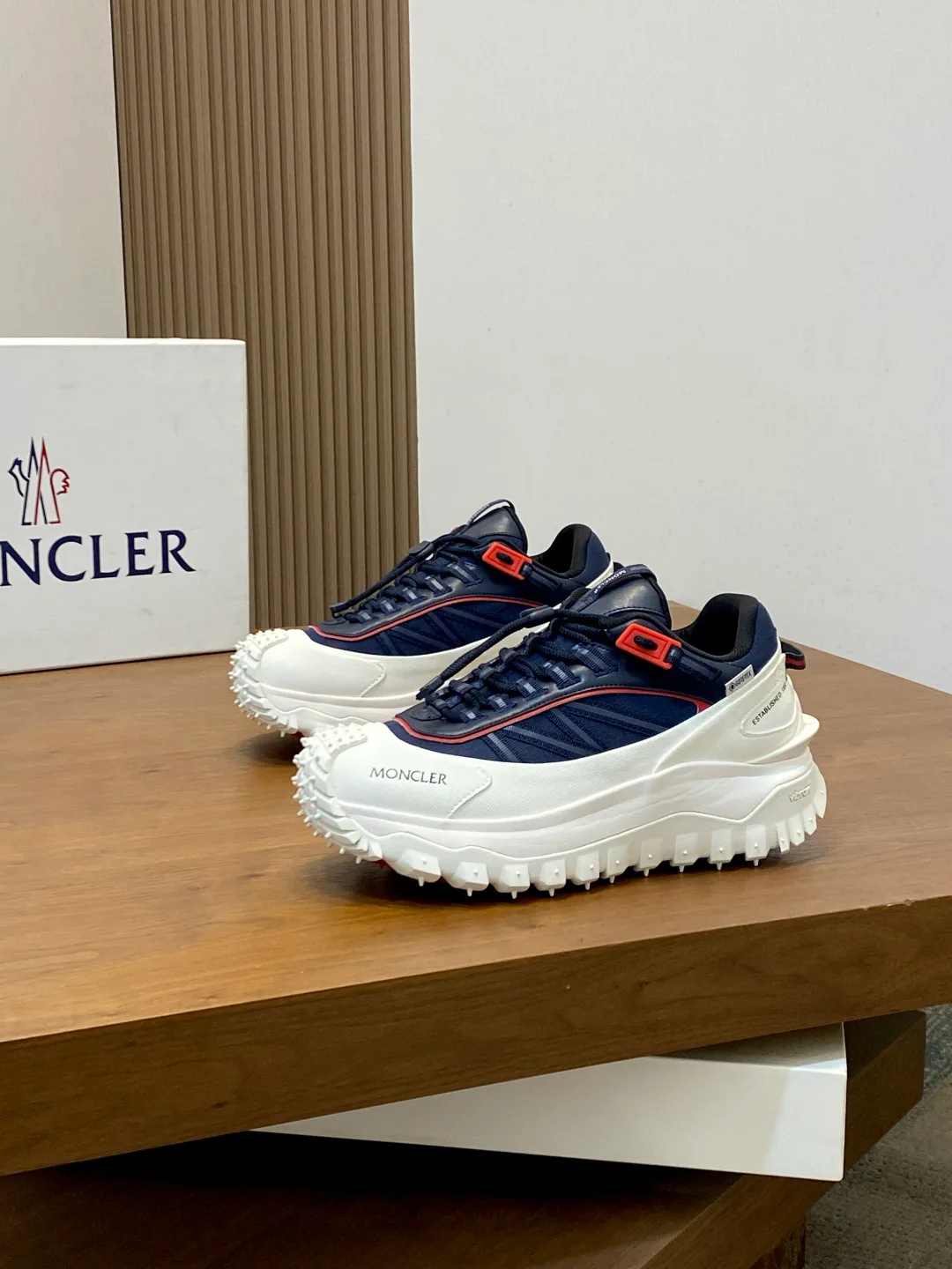 Кроссовки Мужские Moncler 19623090