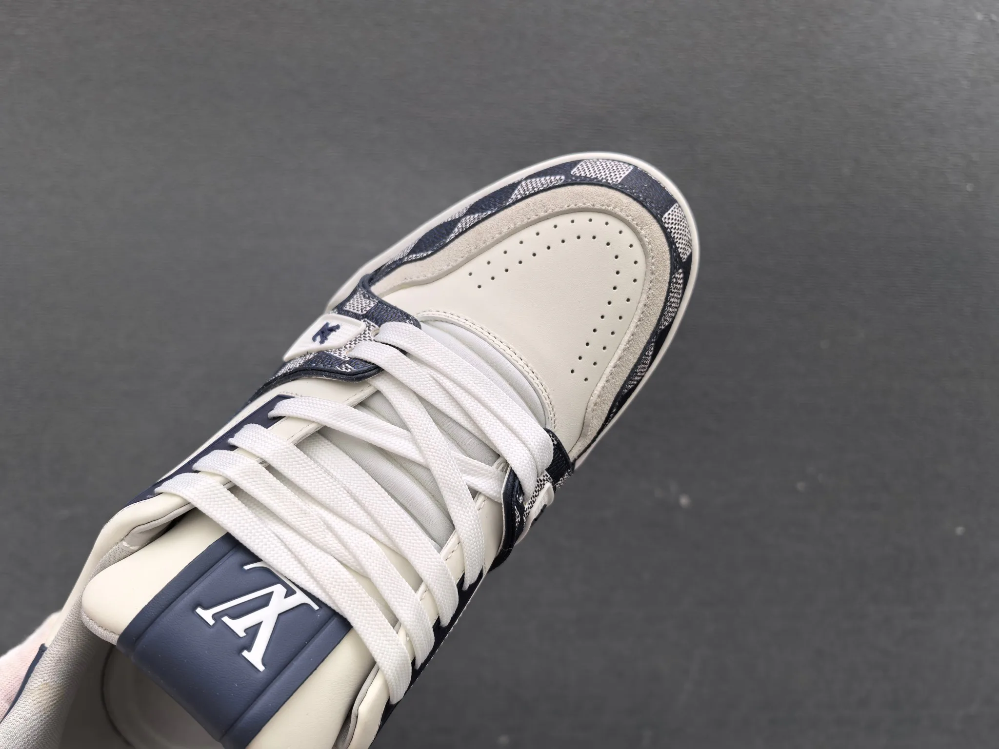 Кроссовки Мужские Louis Vuitton 77437