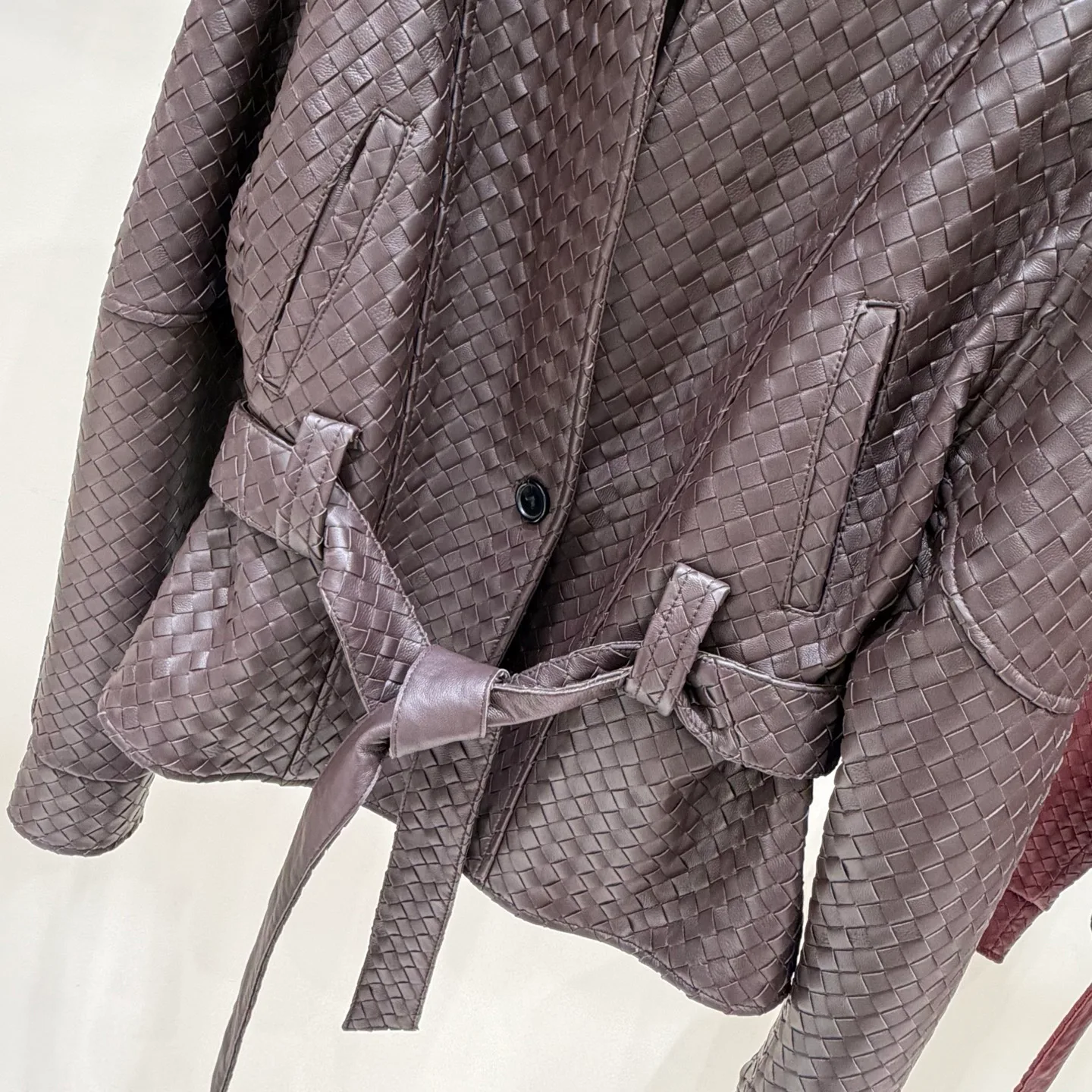 Кожаные Куртки И Дублёнки Женские Bottega Veneta 18115007