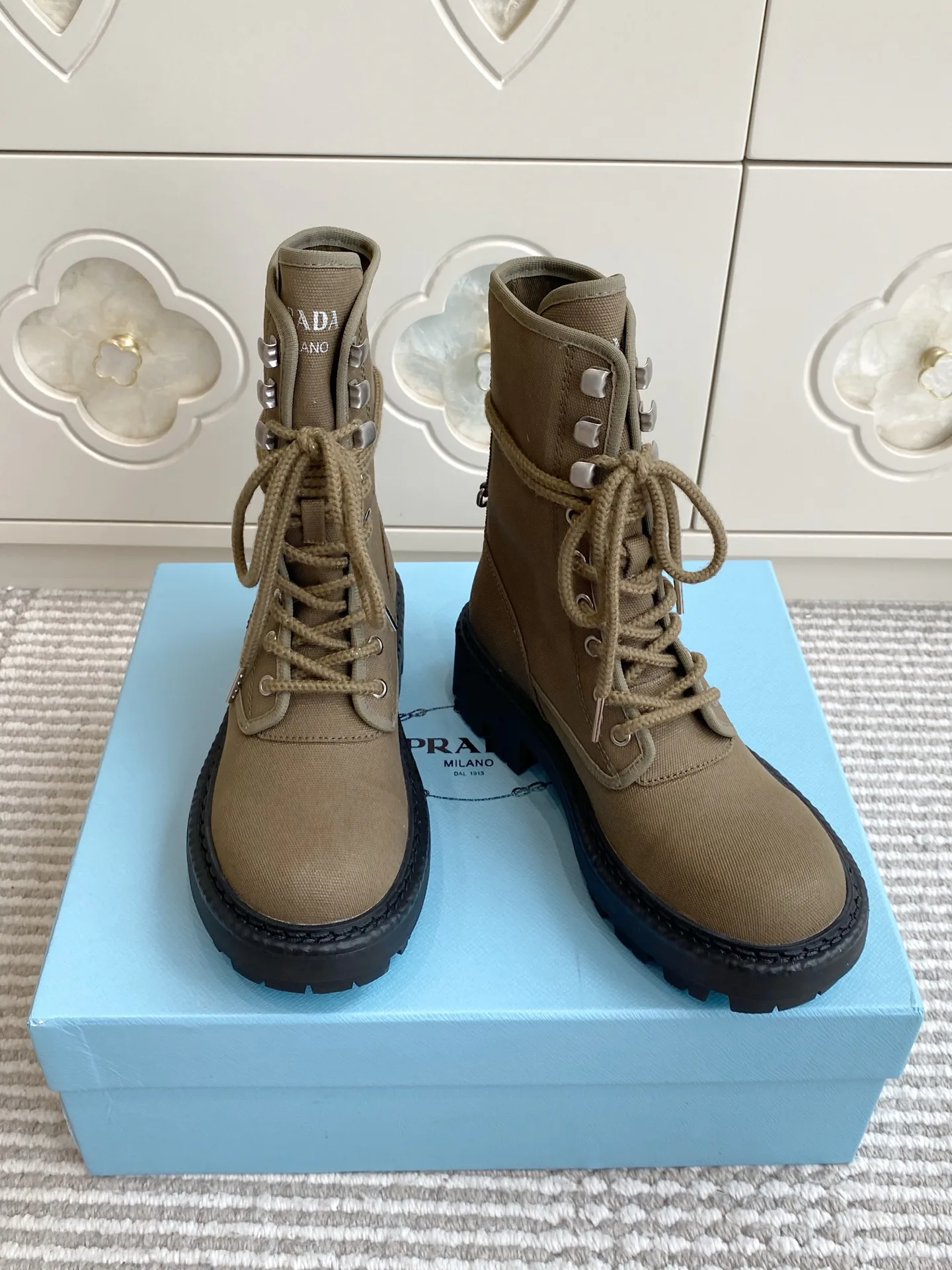 Ботинки Женские Prada 16954180