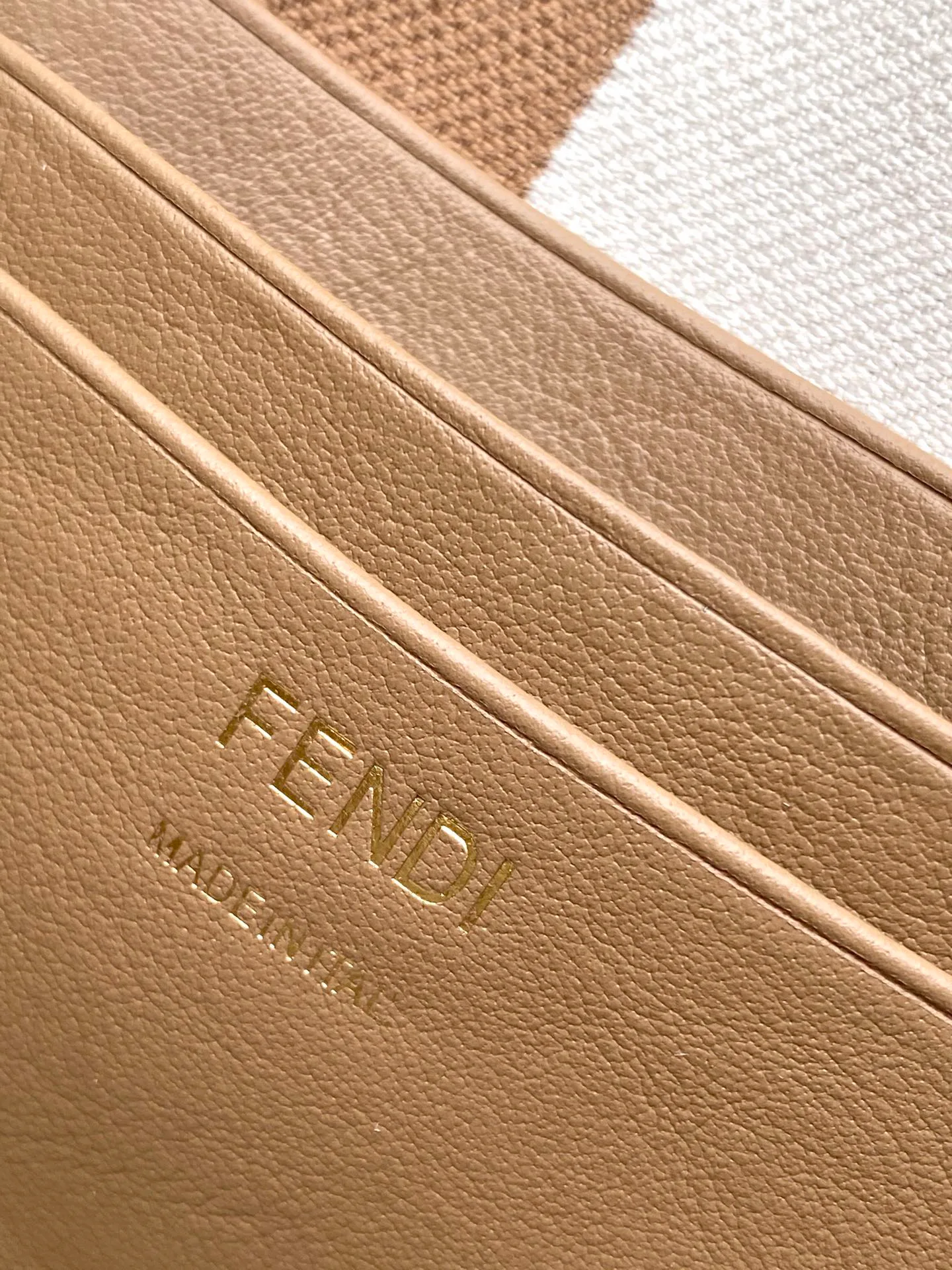 Классические Сумки Женские Fendi 13234561