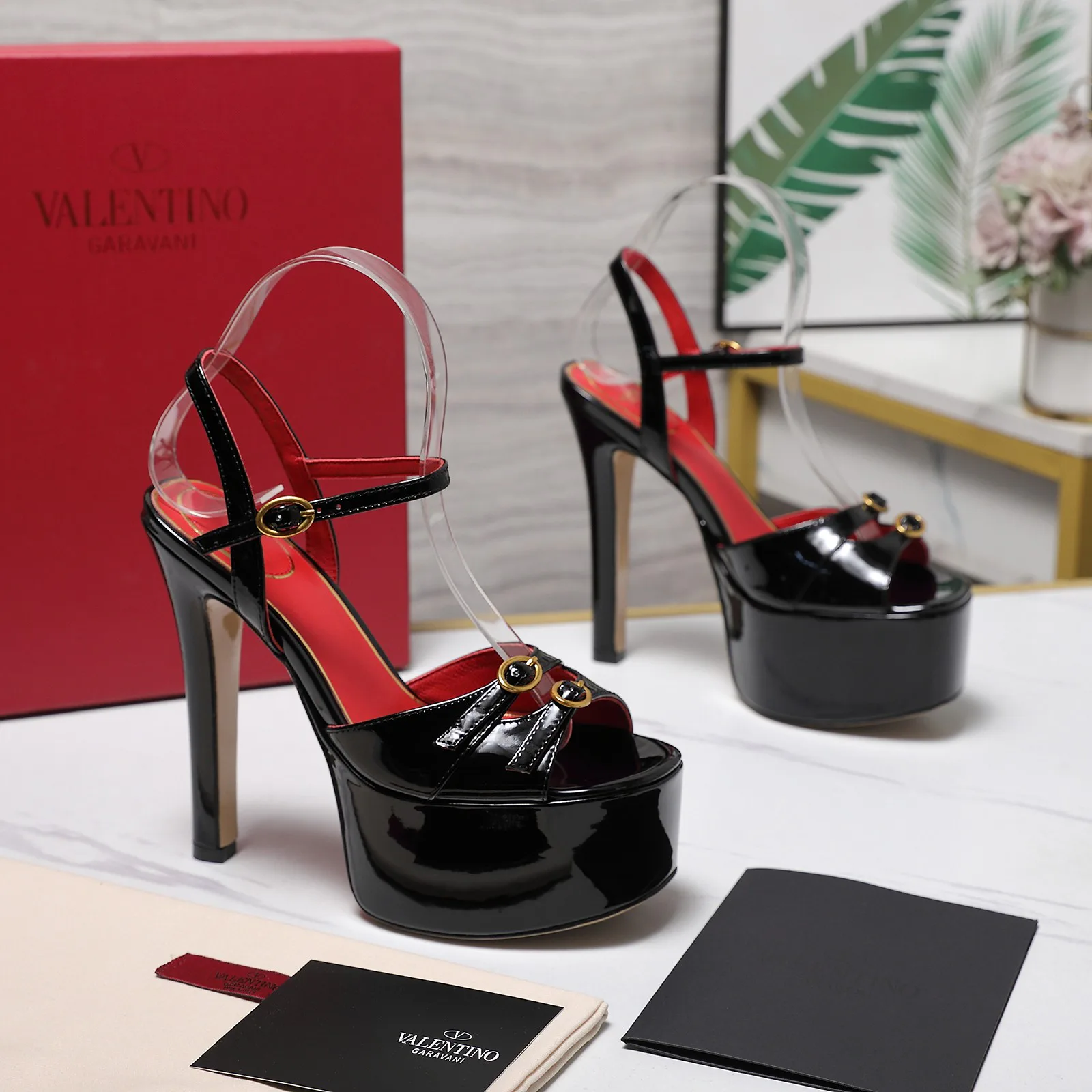 Босоножки Женские Valentino 13542422